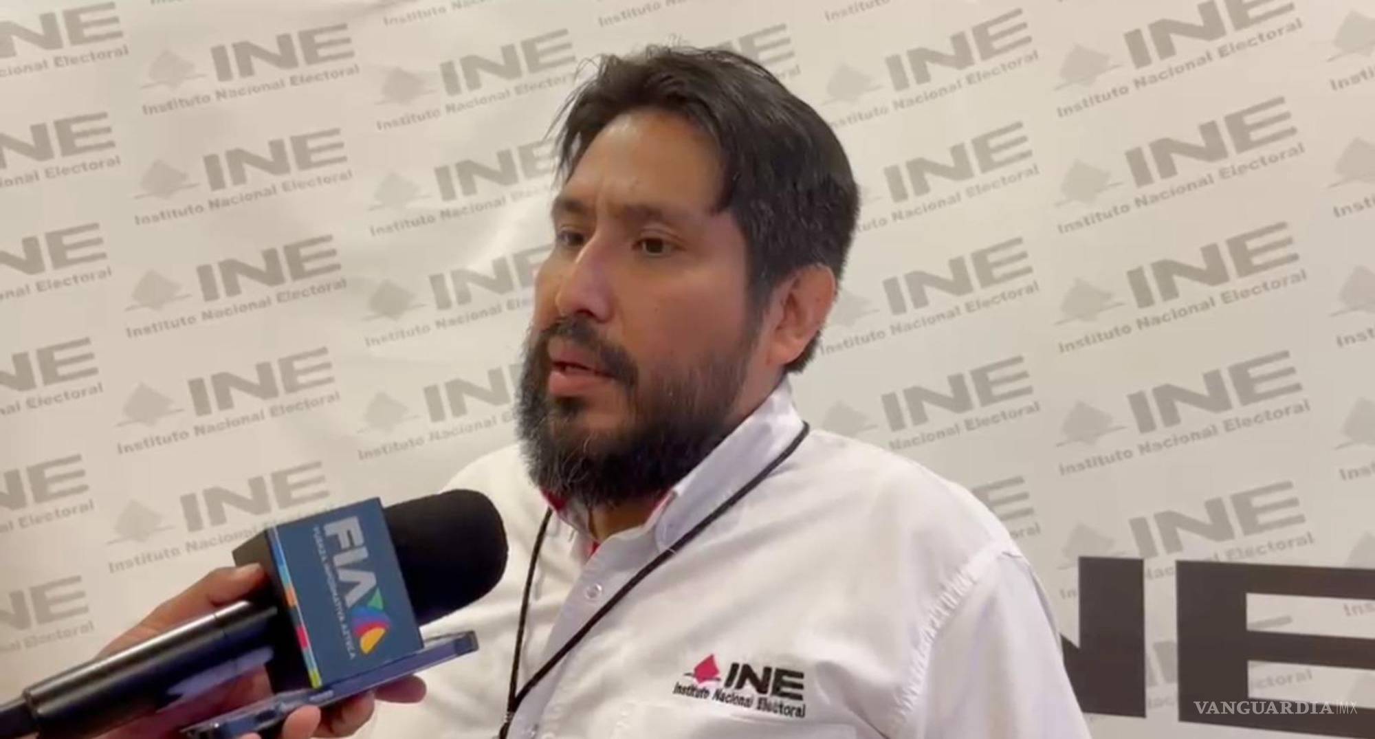 $!Entre los reportes registrados por el INE destacaron cambios extraordinarios de casilla y casos de funcionarios que abandonaron su cargo tras la instalación.
