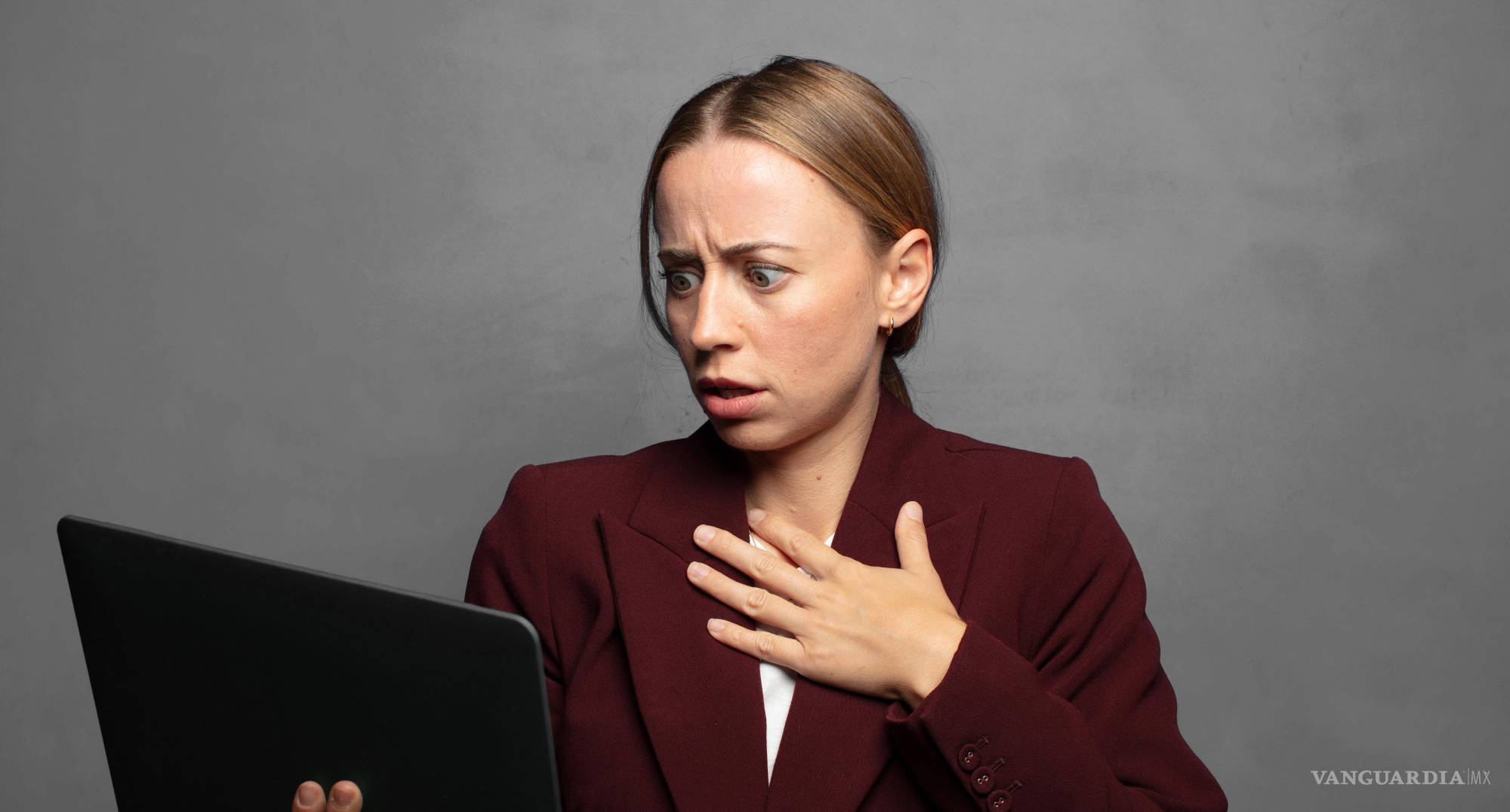 $!La difusión de datos personales sin consentimiento es una de las formas más comunes de violencia en línea.