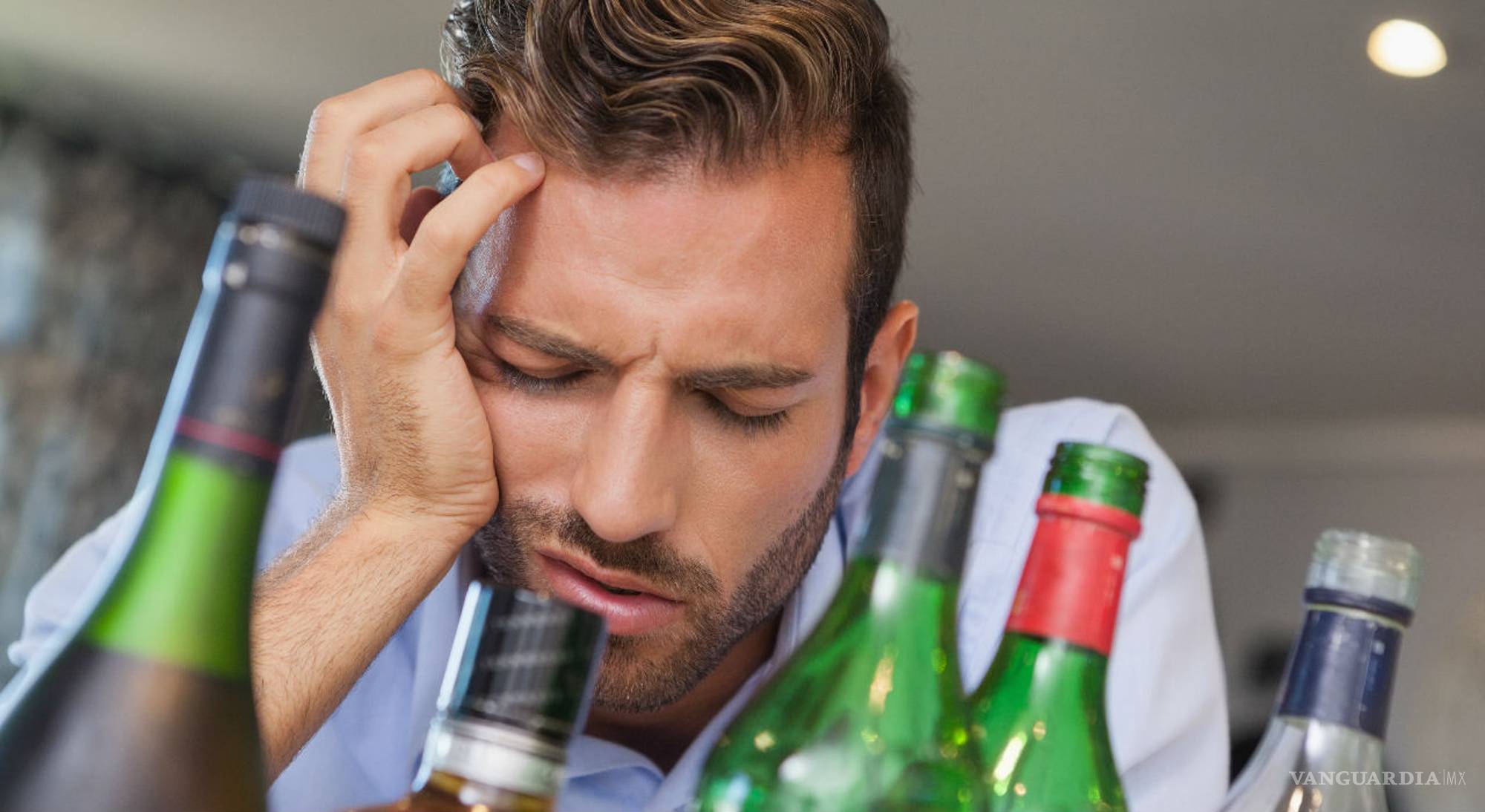 $!Si quiero bajar de peso, ¿debo dejar de beber alcohol?
