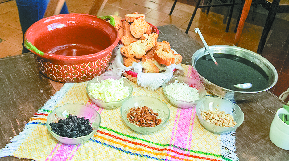 $!Y por si no lo sabía la capirotada recuerda la muerte de Jesús