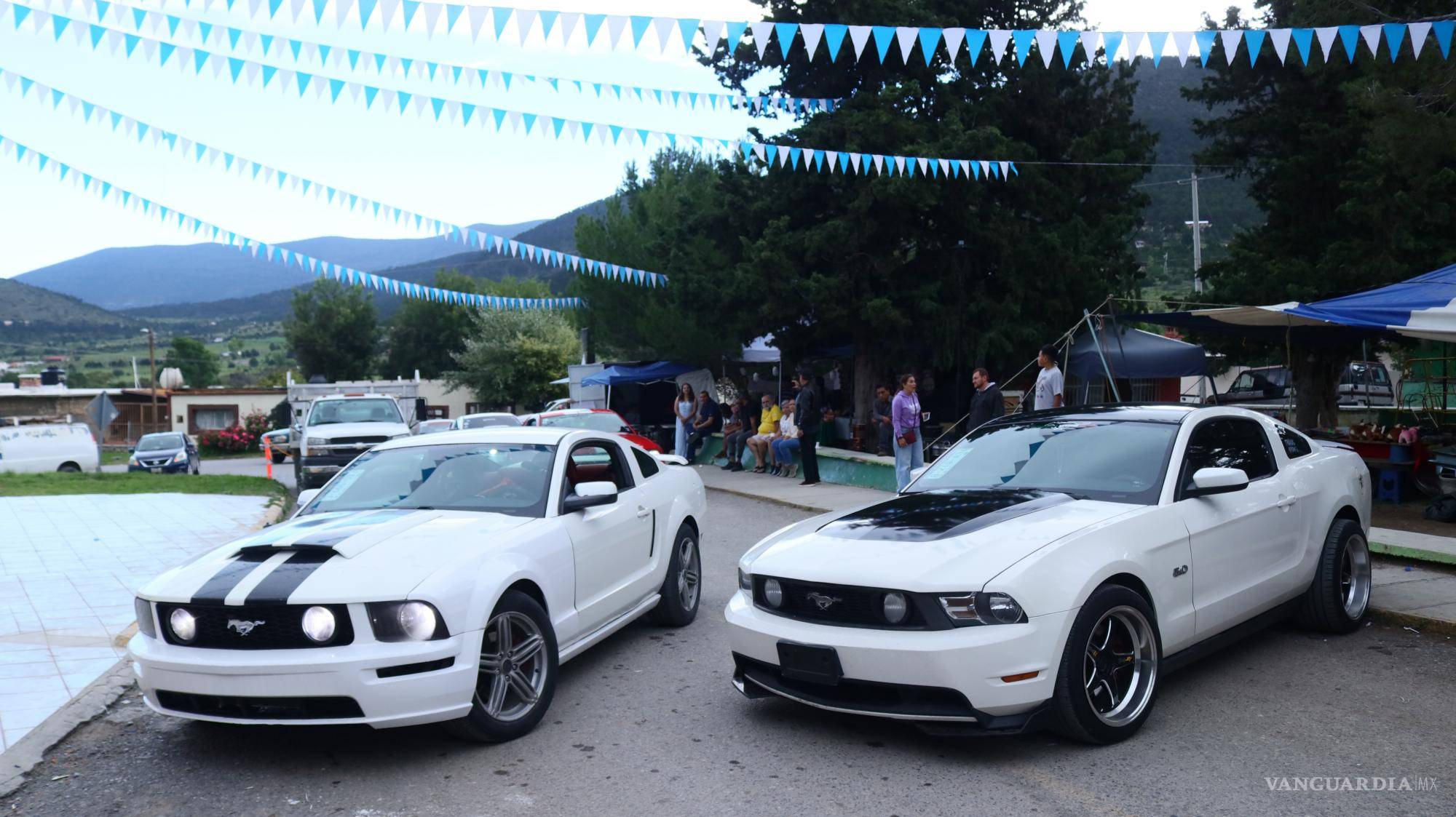 $!Decenas de carros Mustang fueron uno de los principales atractivos de la feria.