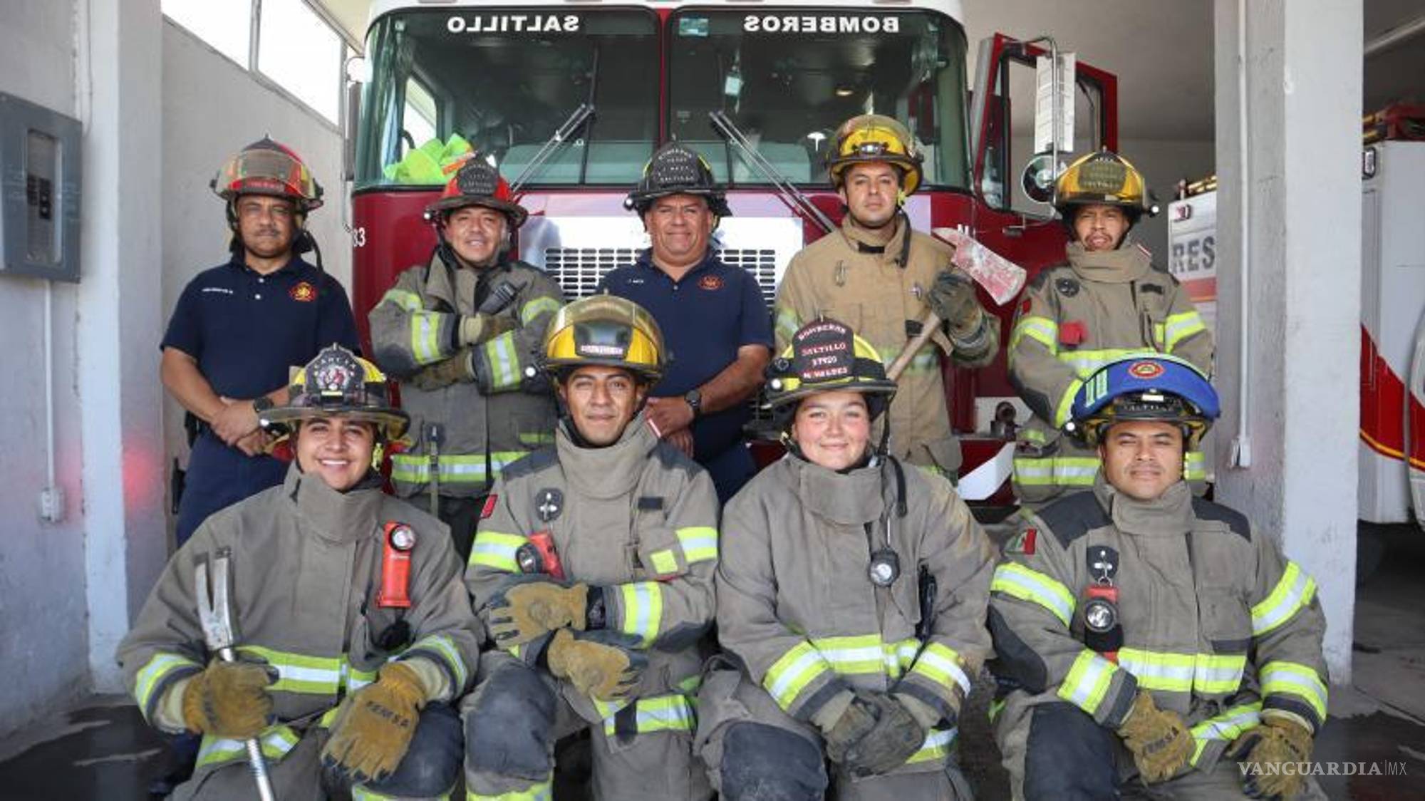 $!La contención de un incendio es una de las situaciones más riesgosas que enfrentan.
