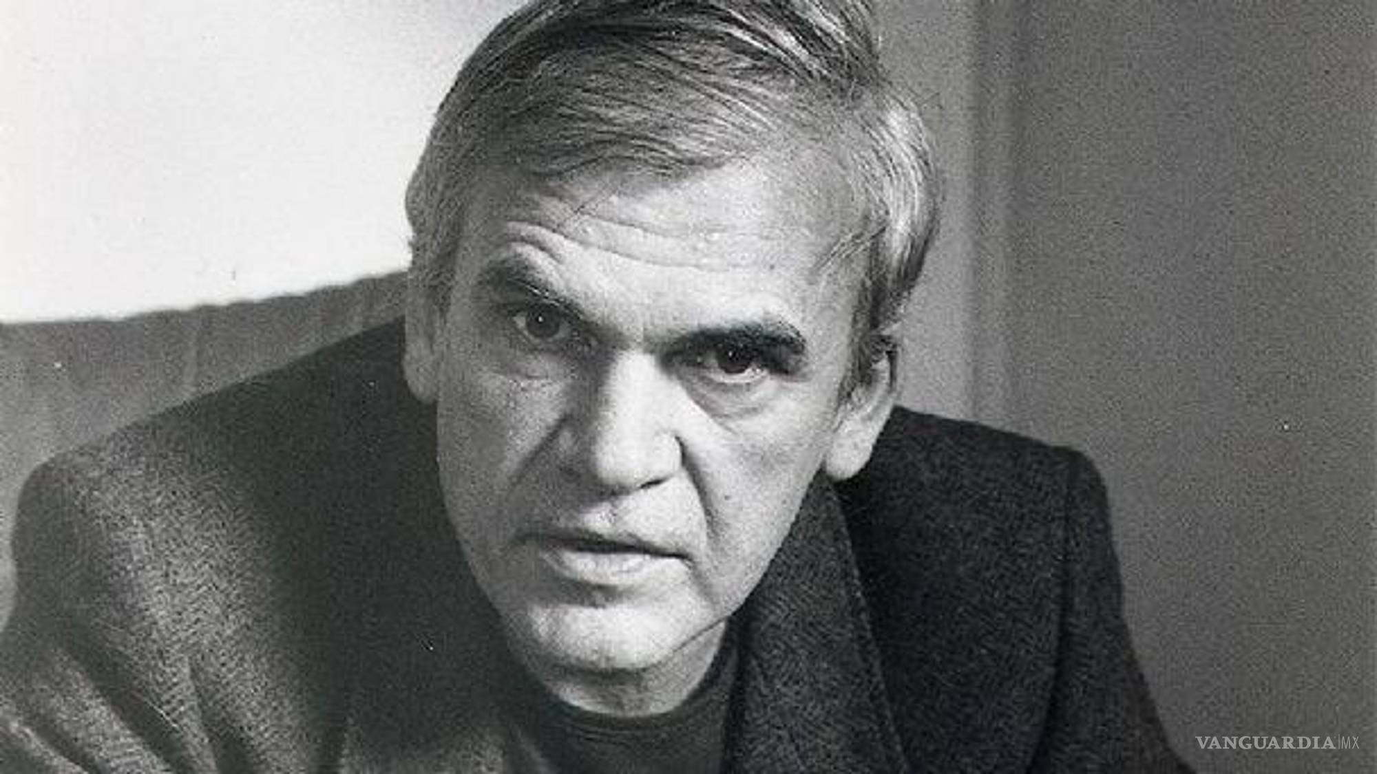 $!¿De qué trata ‘La insoportable levedad del ser’ de Milan Kundera y por qué deberías leerlo?