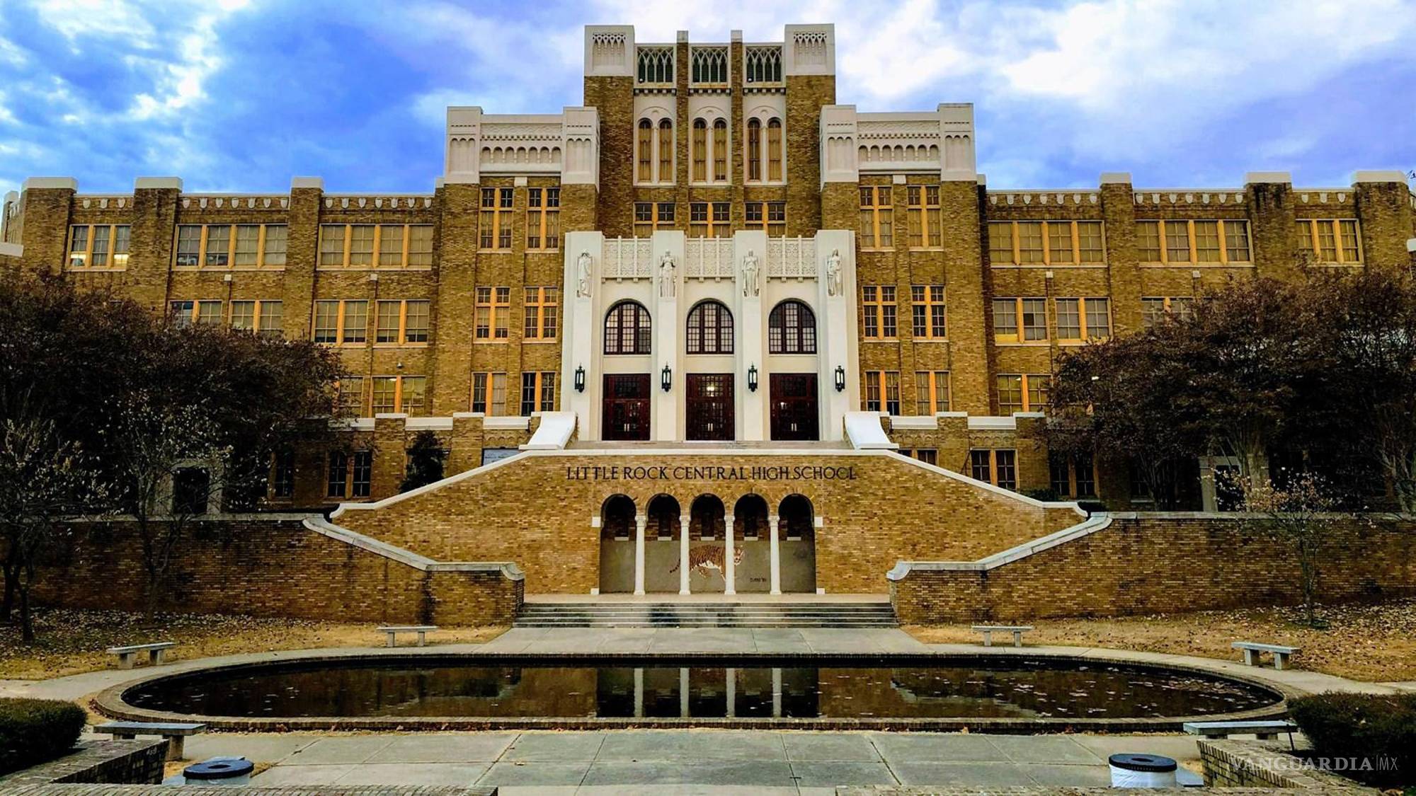$!Fachada de Little Rock Central High School.