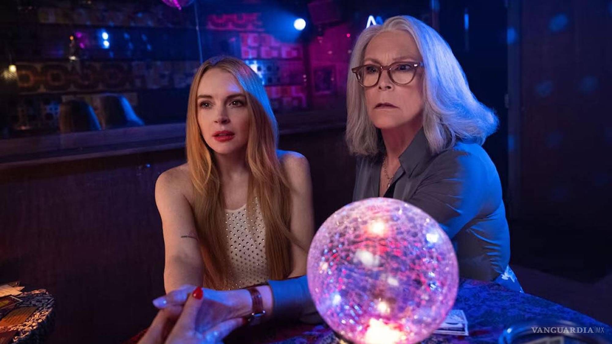 $!El doblaje en español respeta las voces originales: Cristina Hernández y Patricia Fernández regresan como madre e hija.