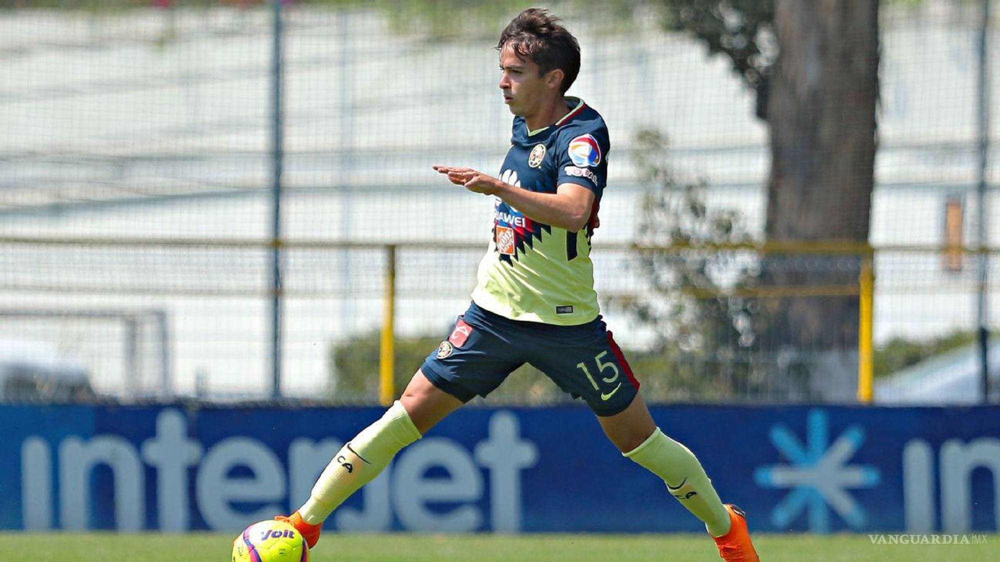$!El saltillense durante su participación con el equipo de Coapa.