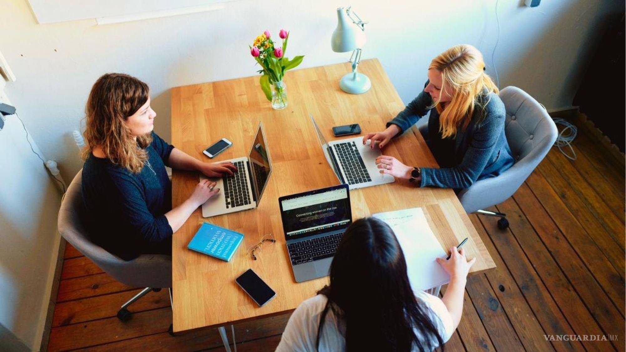 $!El uso de las tecnologías, como la inteligencia artificial, puede garantizar que las personas puedan hacer las misma labores independientemente de su sexo.