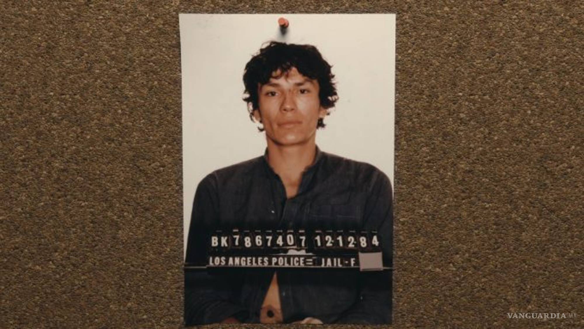 $!¿Quién era Richard Ramirez? El acosador nocturno que paralizó a Los Ángeles llega a Netflix