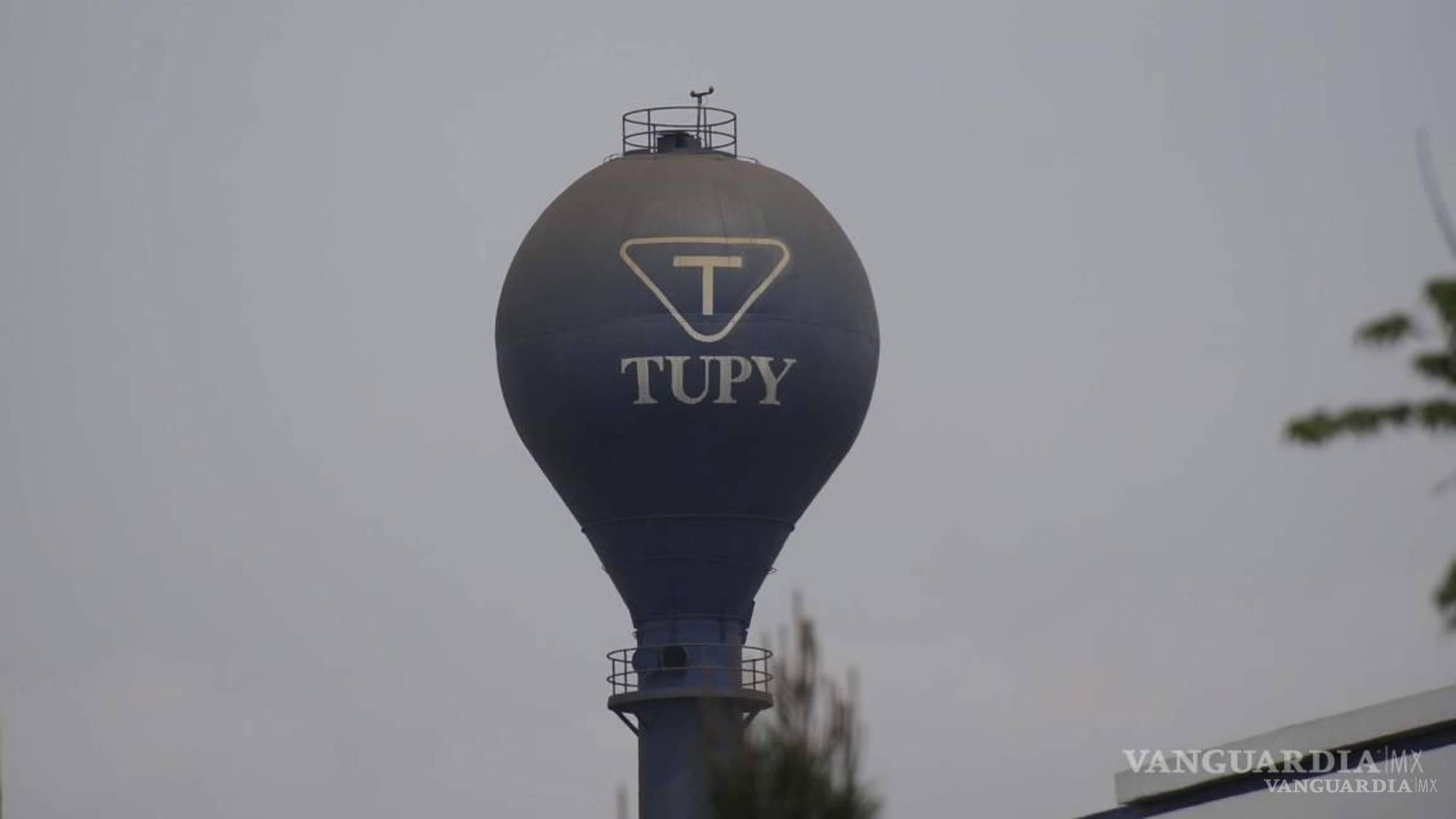 $!La molestia de los vecinos de las colonias La Salle, Kiosco, Virreyes y Villas de San Fernando fue documentada en el semanario de VANGUARDIA, donde se mencionó que el problema existe desde hace más de 10 años.