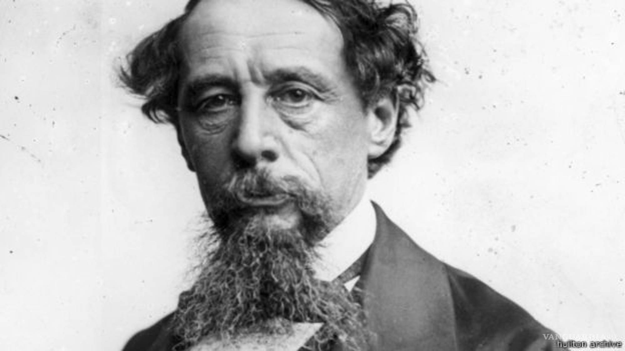 $!"Un cuento de Navidad": ¿por qué Charles Dickens creó un personaje navideño tan desalmado?