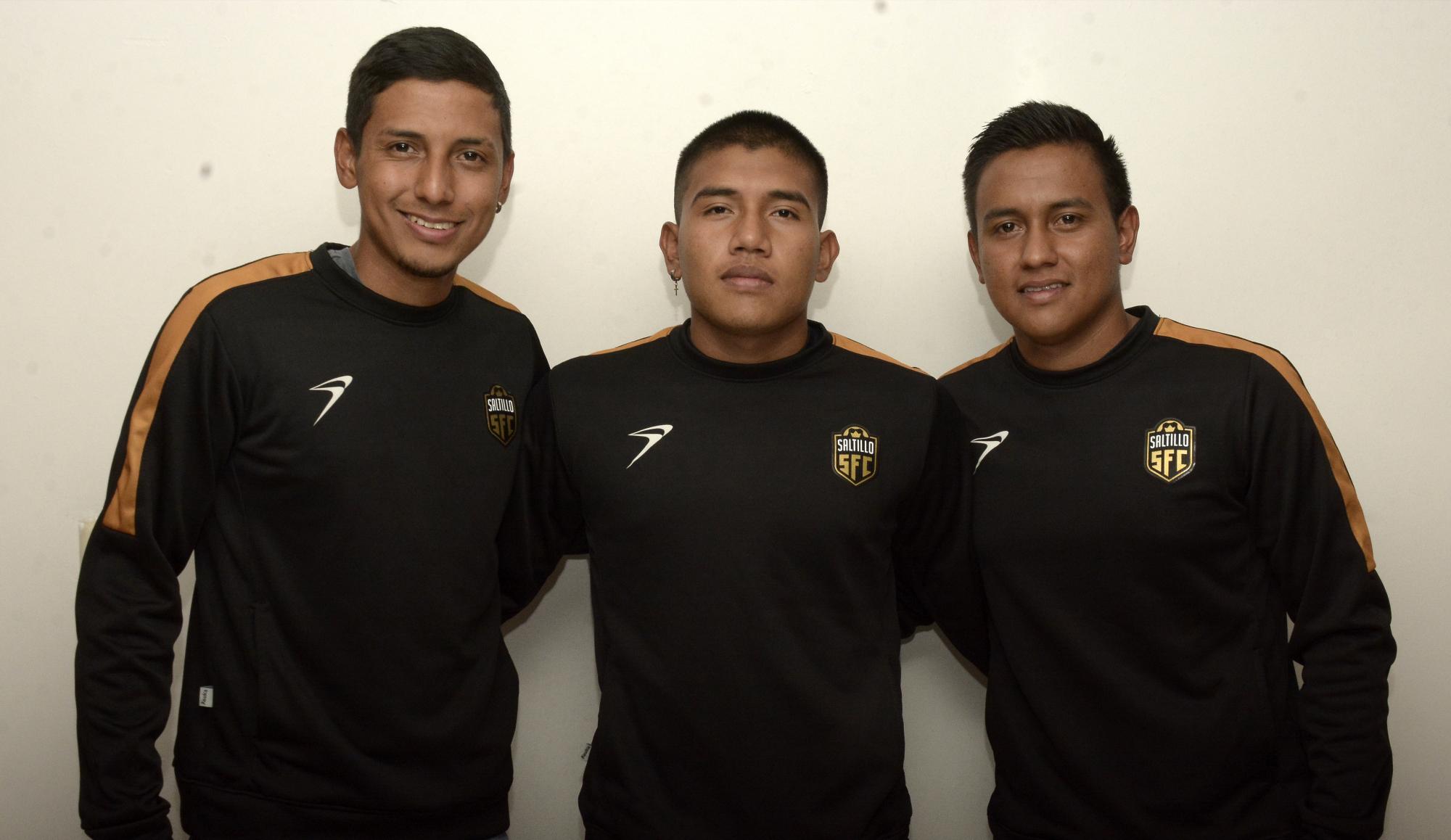 $!Julián y Armando son hermanos, mientras que Cristian es su sobrino; los tres llegaron al mundo del fútbol gracias a su papá (abuelo).