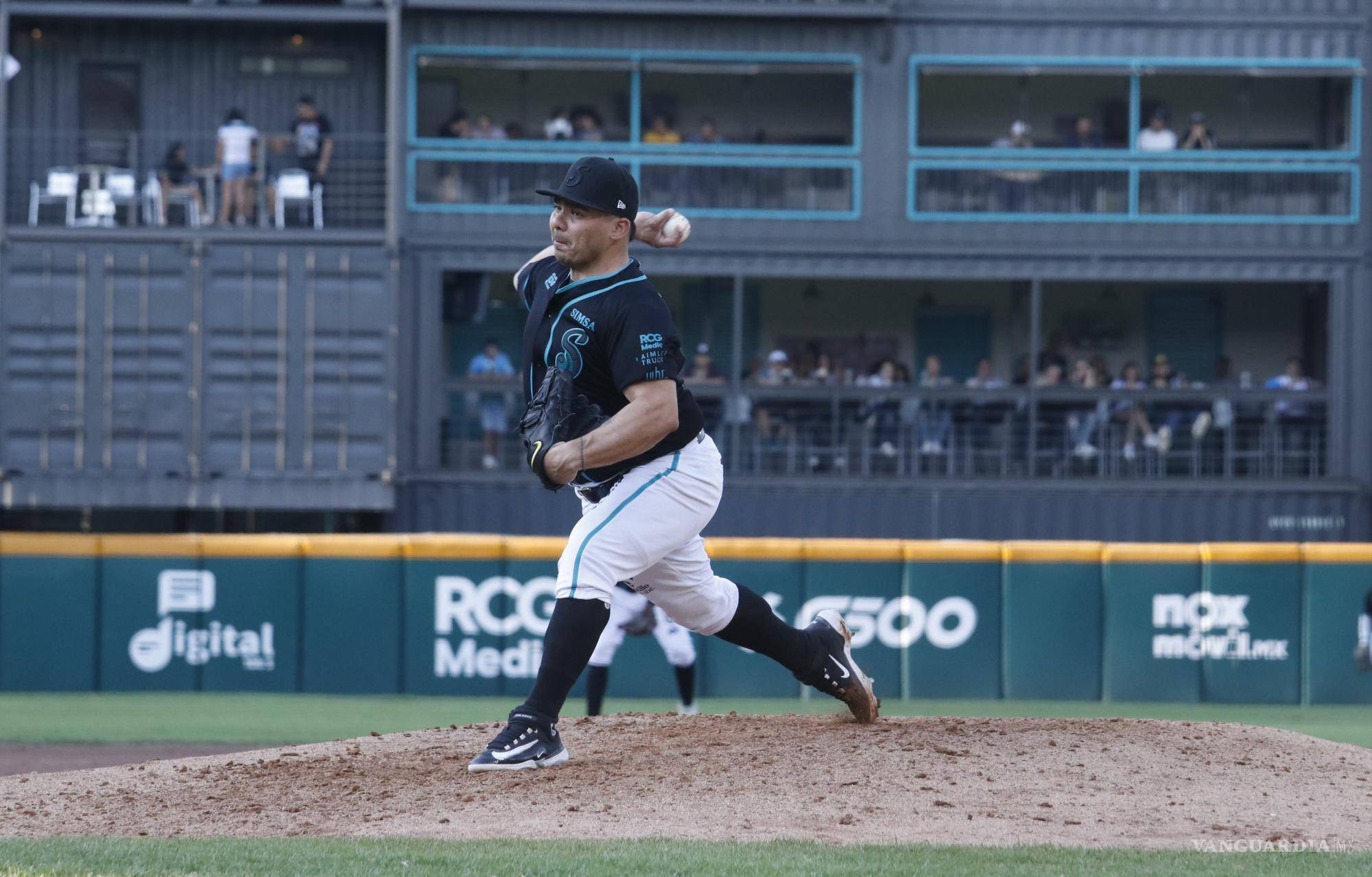 $!Saraperos de Saltillo quiere salir del Madero, en su próxima visita a Monclova, con victorias en la serie contra Guadalajara.