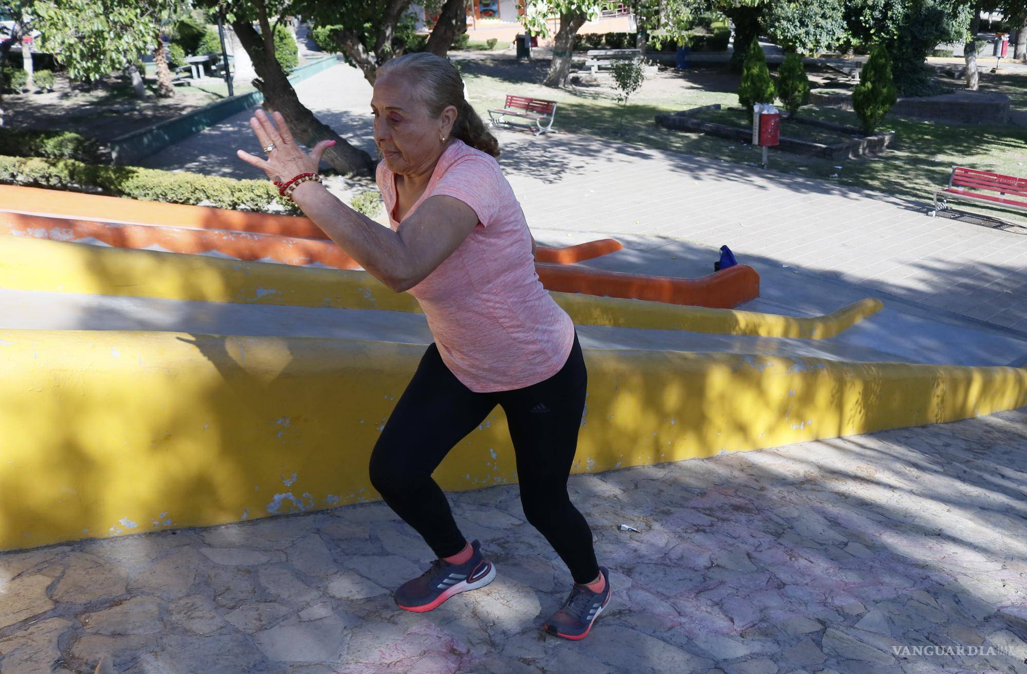 $!Debido al cierre del Estadio Olímpico, la atleta entrena en la Ciudad Deportiva, aprovechando los espacios y adecuándolos a sus necesidades.