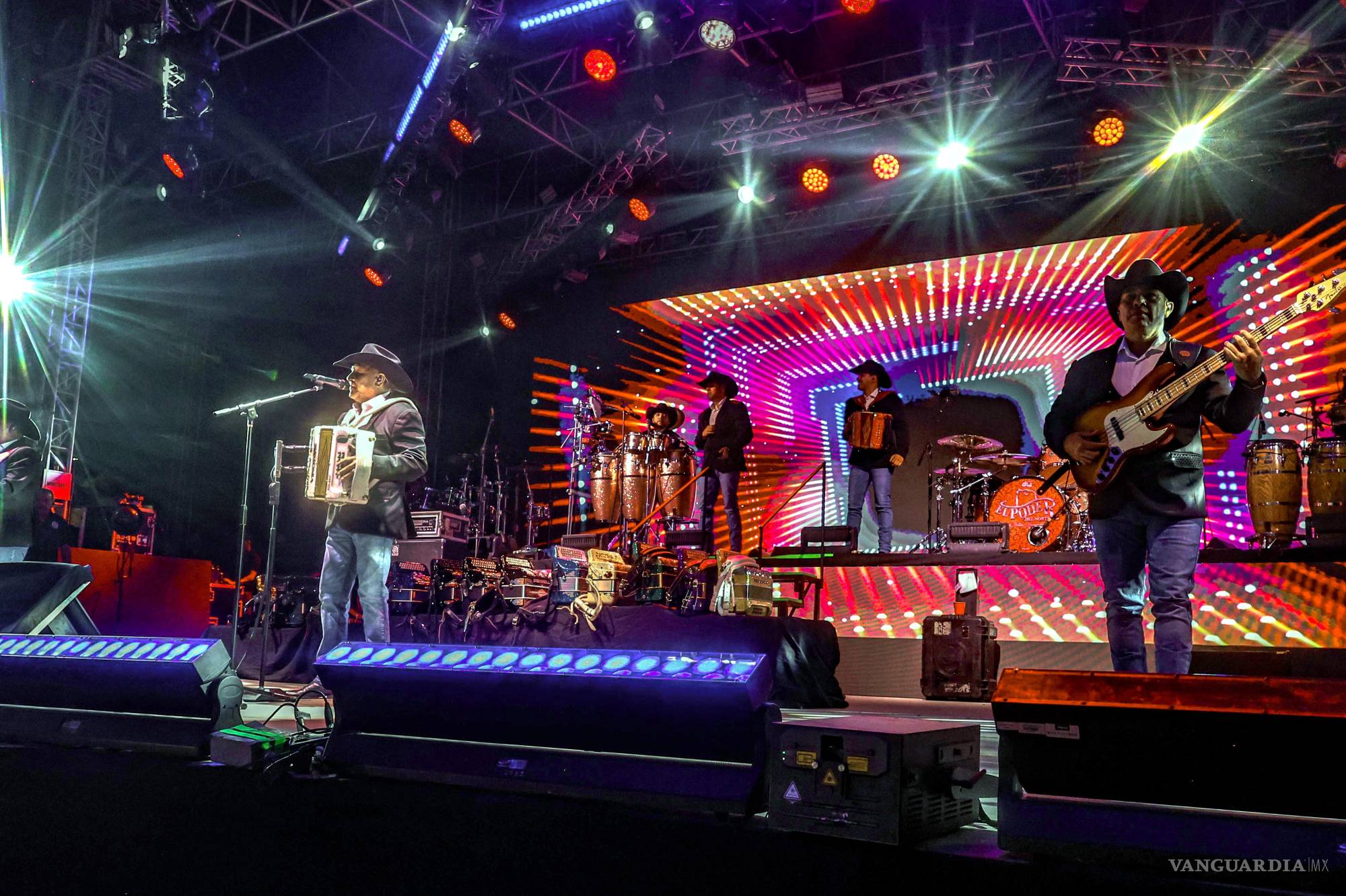 $!El Poder del Norte fue parte de los festejos de Rodeo Saltillo.