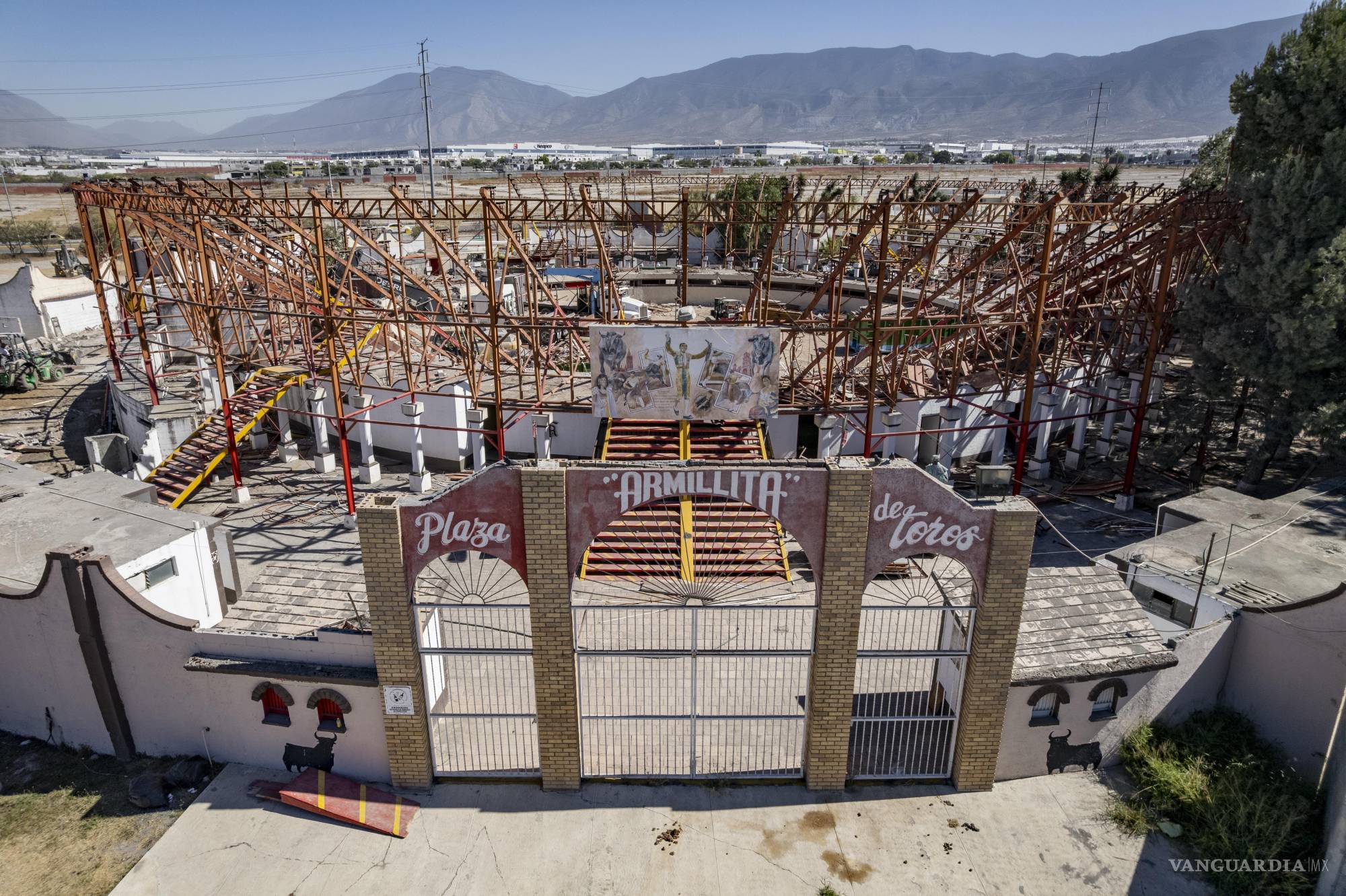 Saltillo: Cae la plaza Armillita, pero los ‘olés’ siguen sonando en la memoria de los taurinos