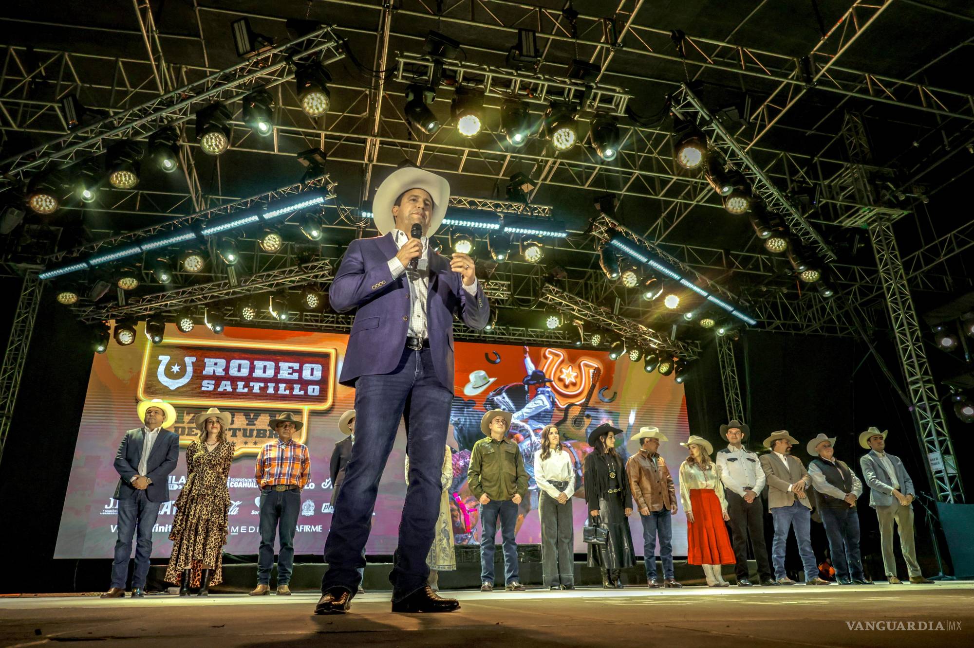 $!Con gran éxito se llevó a cabo el Festival de Rodeo Saltillo, donde además de los espectáculos de Rodeo de talla internacional.