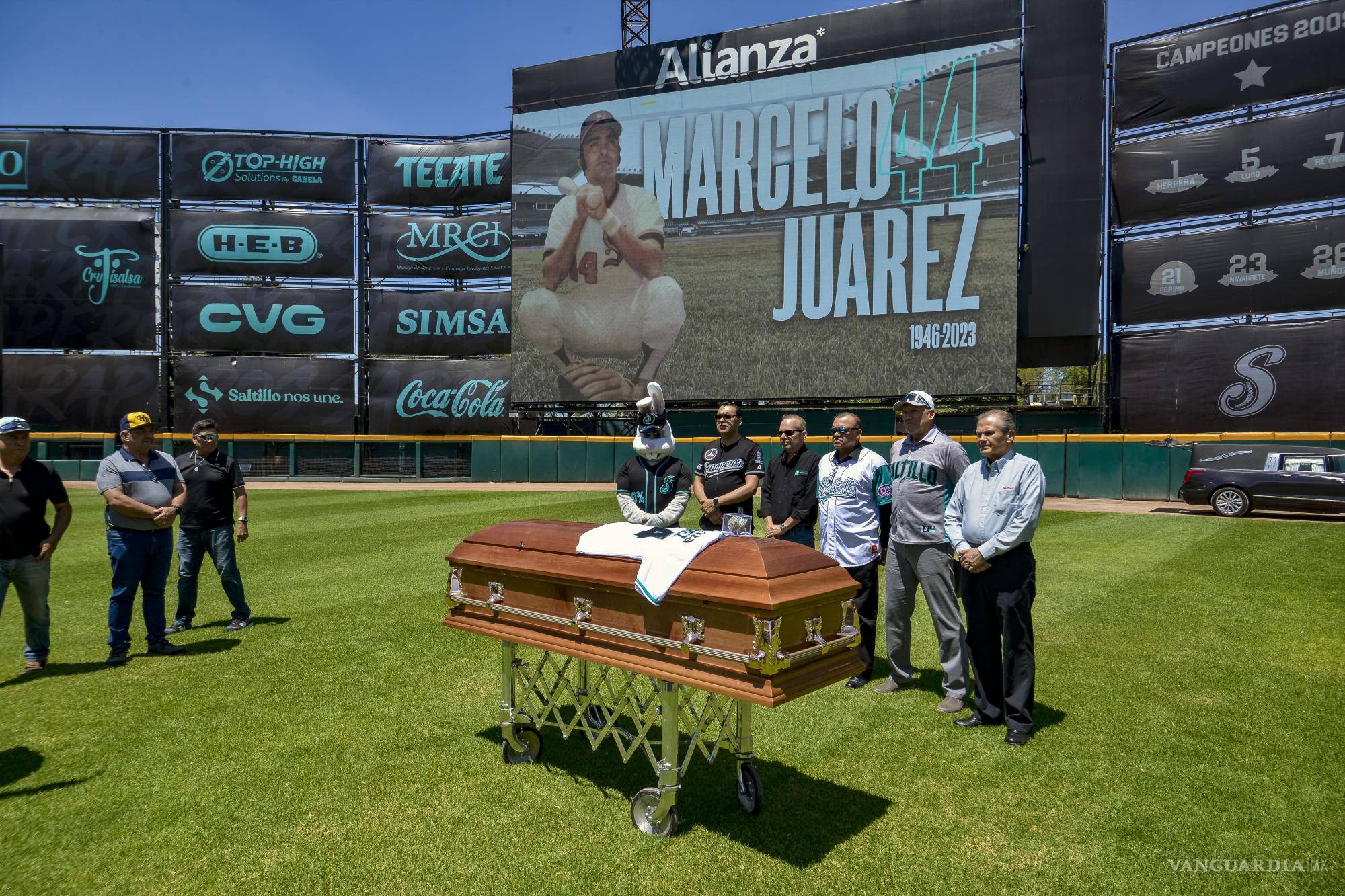 $!Todo el Estadio Madero se puso en sintonía para despedir a Marcelo Juárez.