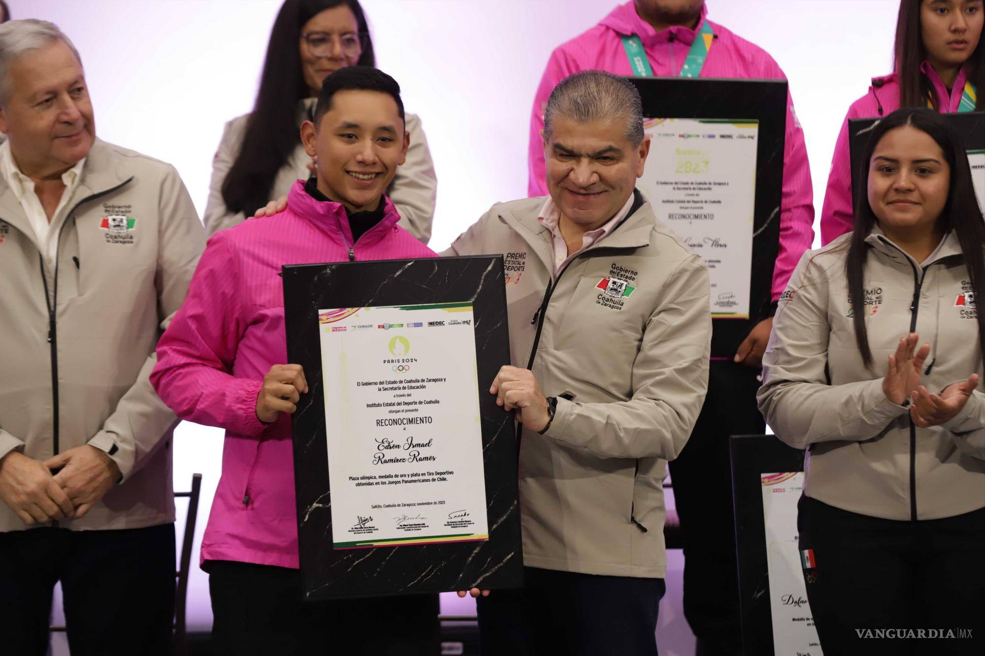 $!Coahuila, tierra de campeones; entregan premio a los deportistas del año