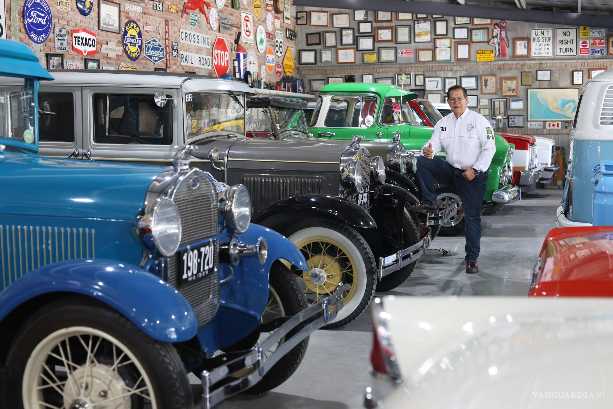 “El mal del fierro”: Héctor Horacio Dávila y su pasión por los autos clásicos que trajo dos Récord Guinness a Saltillo