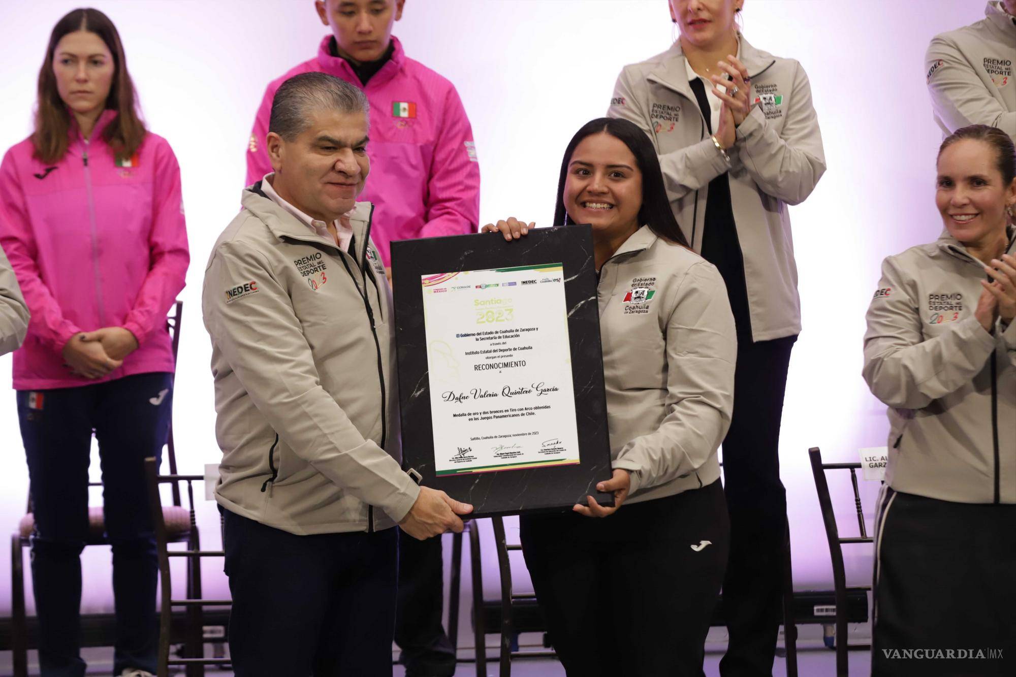 $!Dafne Quintero recibió, por segunda ocasión, el máximo galardón deportivo a nivel estado.