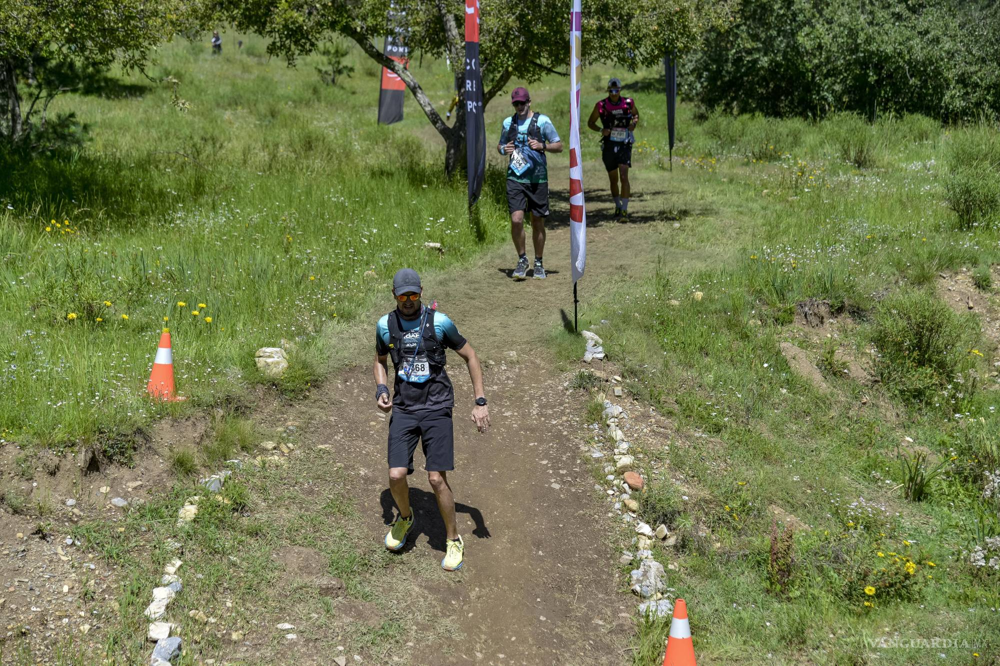 $!El recorrido deja huella, pero también beneficios tangibles: cercas reparadas, escuelas pintadas y economía reactivada.