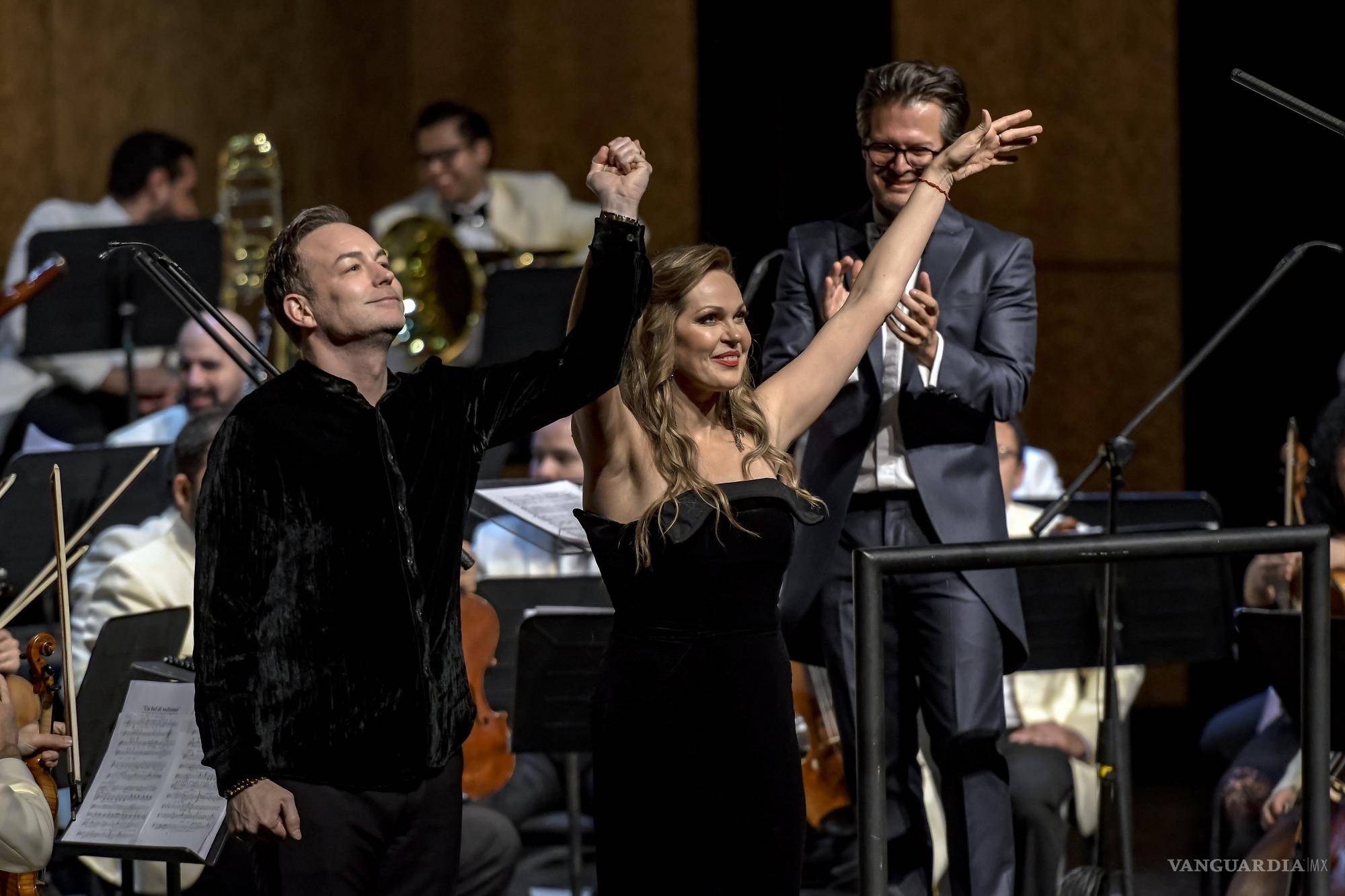 Kristine Opolais y Stephen Costello llenan con su voz el Teatro de la Ciudad de Saltillo