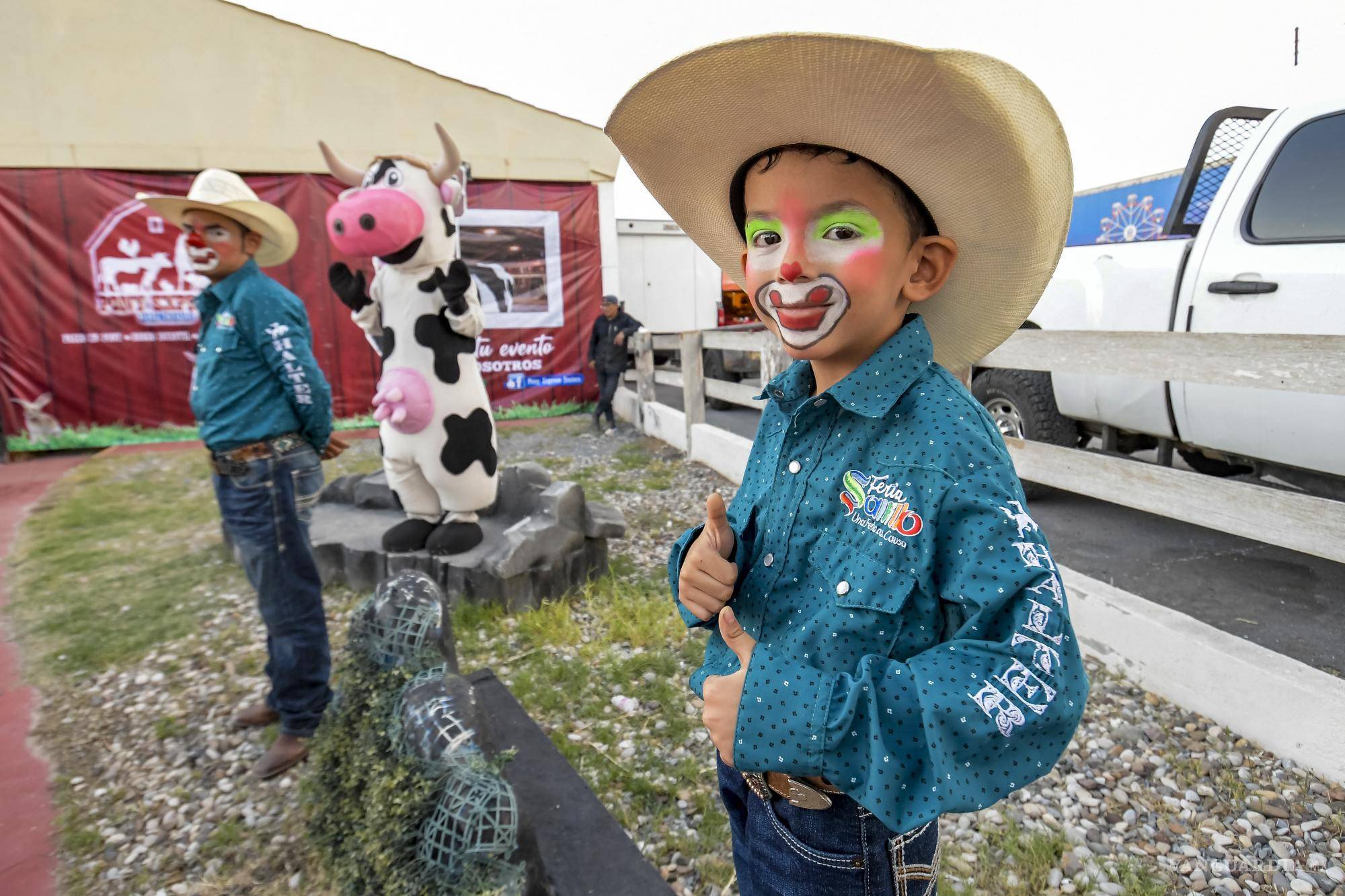 $!En la Granja Interactiva, donde niños y adultos pueden conocer animales de corral, alimentarlos y tocarlos.