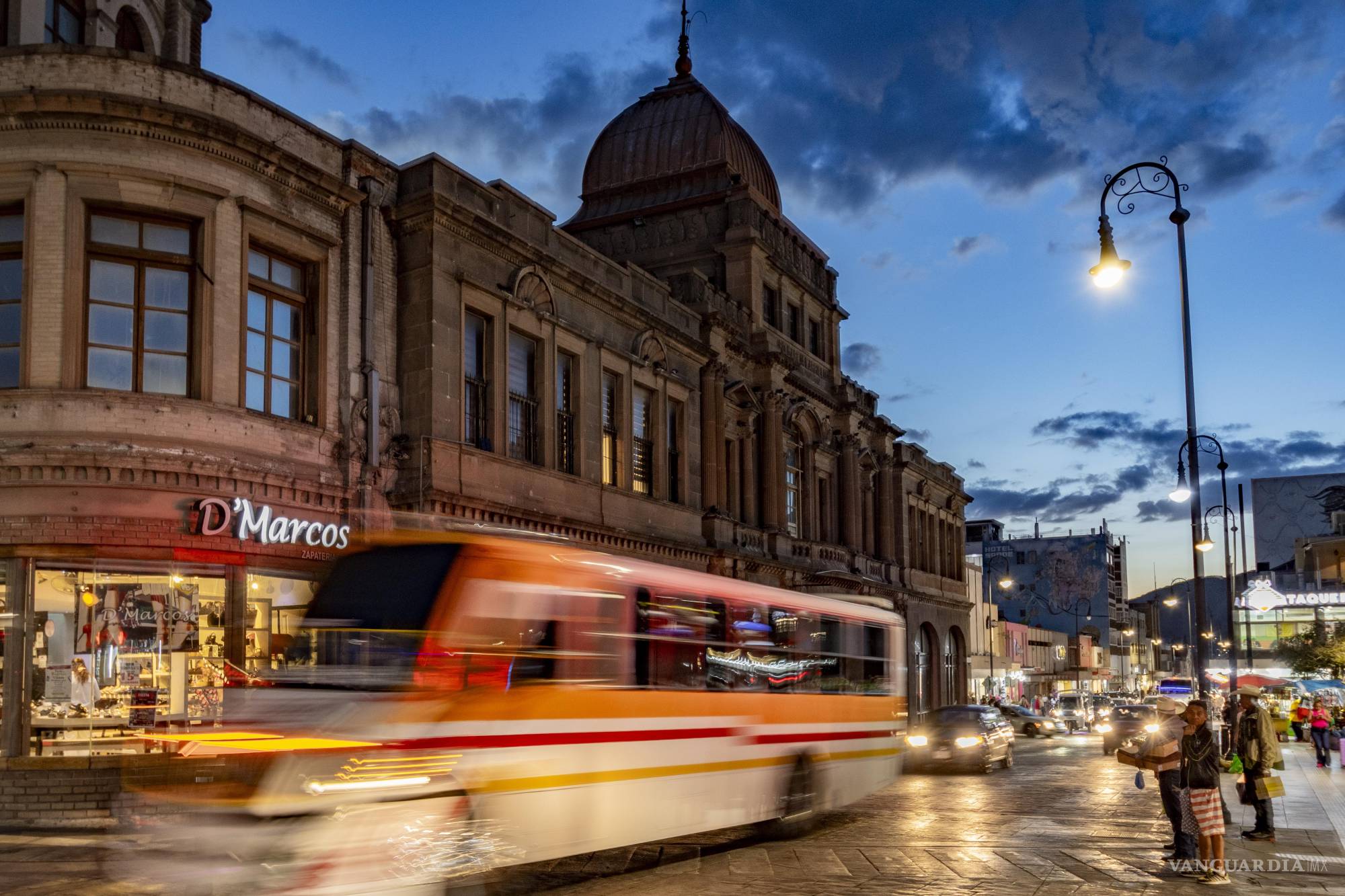 Entre autos, distancia y falta de transporte público: los retos para acceder a la cultura en Saltillo 