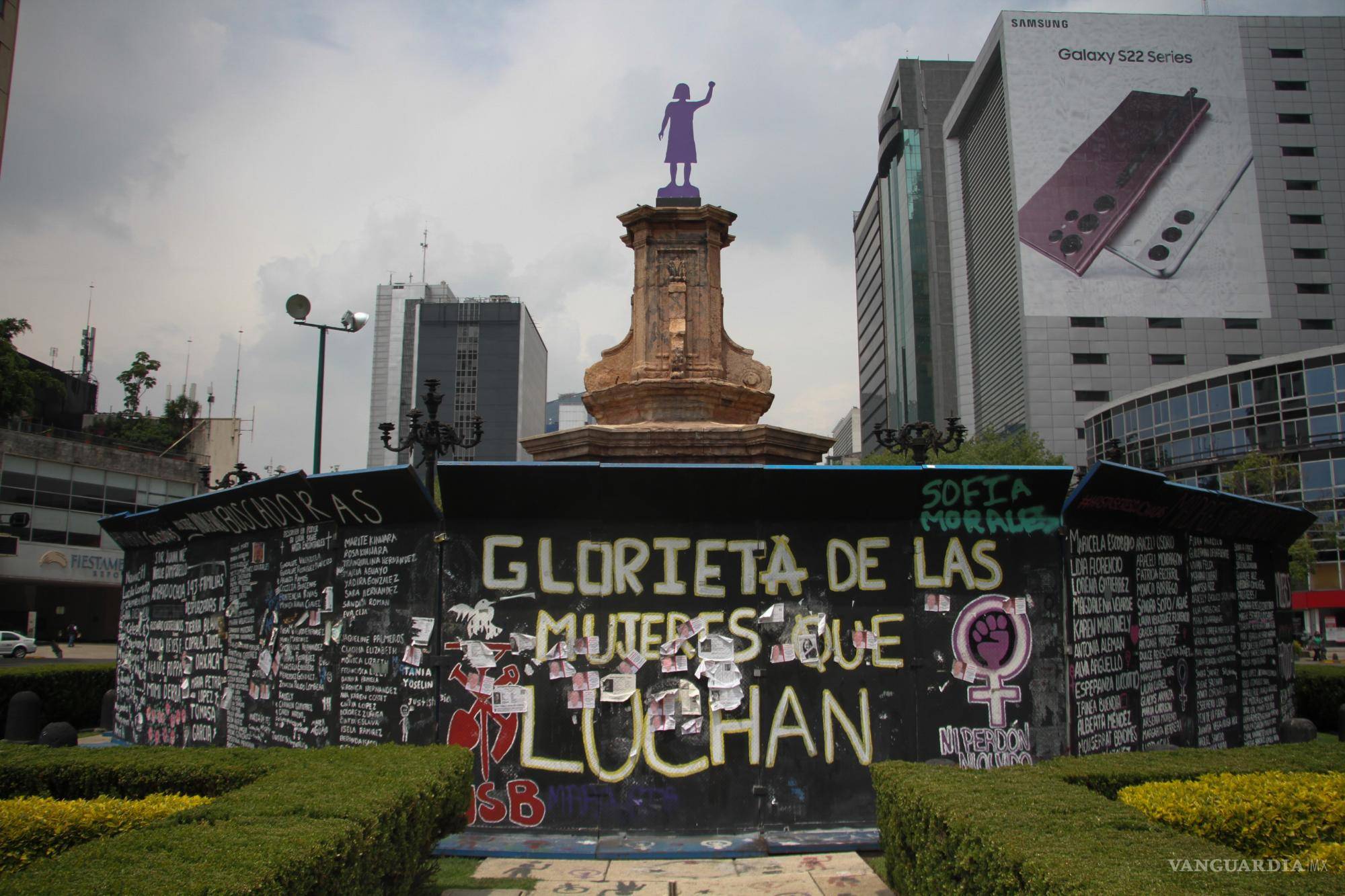 $!Madres de víctimas de feminicidios y desaparición forzada convocaron a una conferencia de prensa en defensa de la Glorieta de las Mujeres que Luchan, el pasado mes de julio.