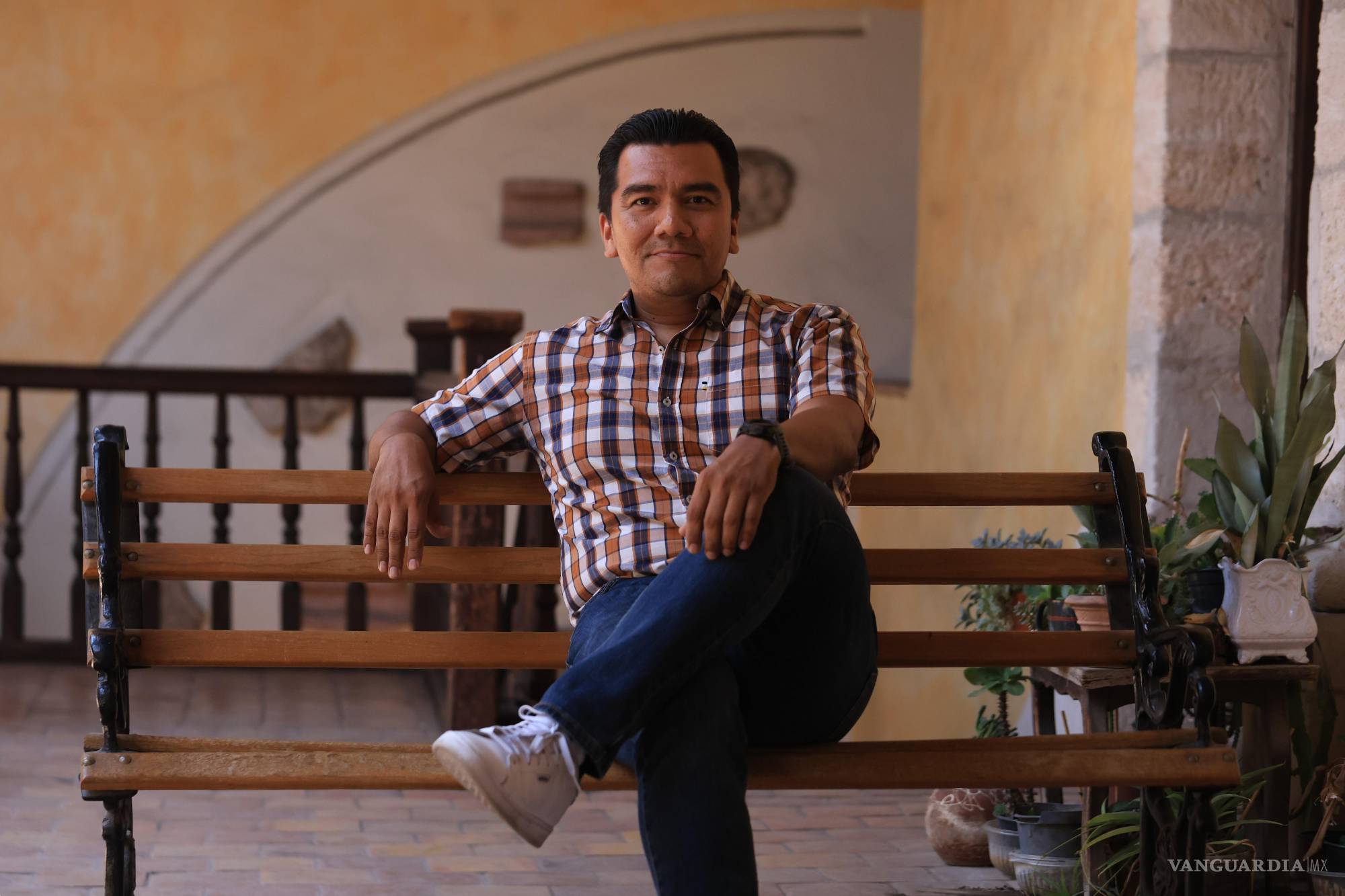 ‘La historia es la herramienta con la que se interroga al presente’: José Gabino Castillo y la memoria del noreste