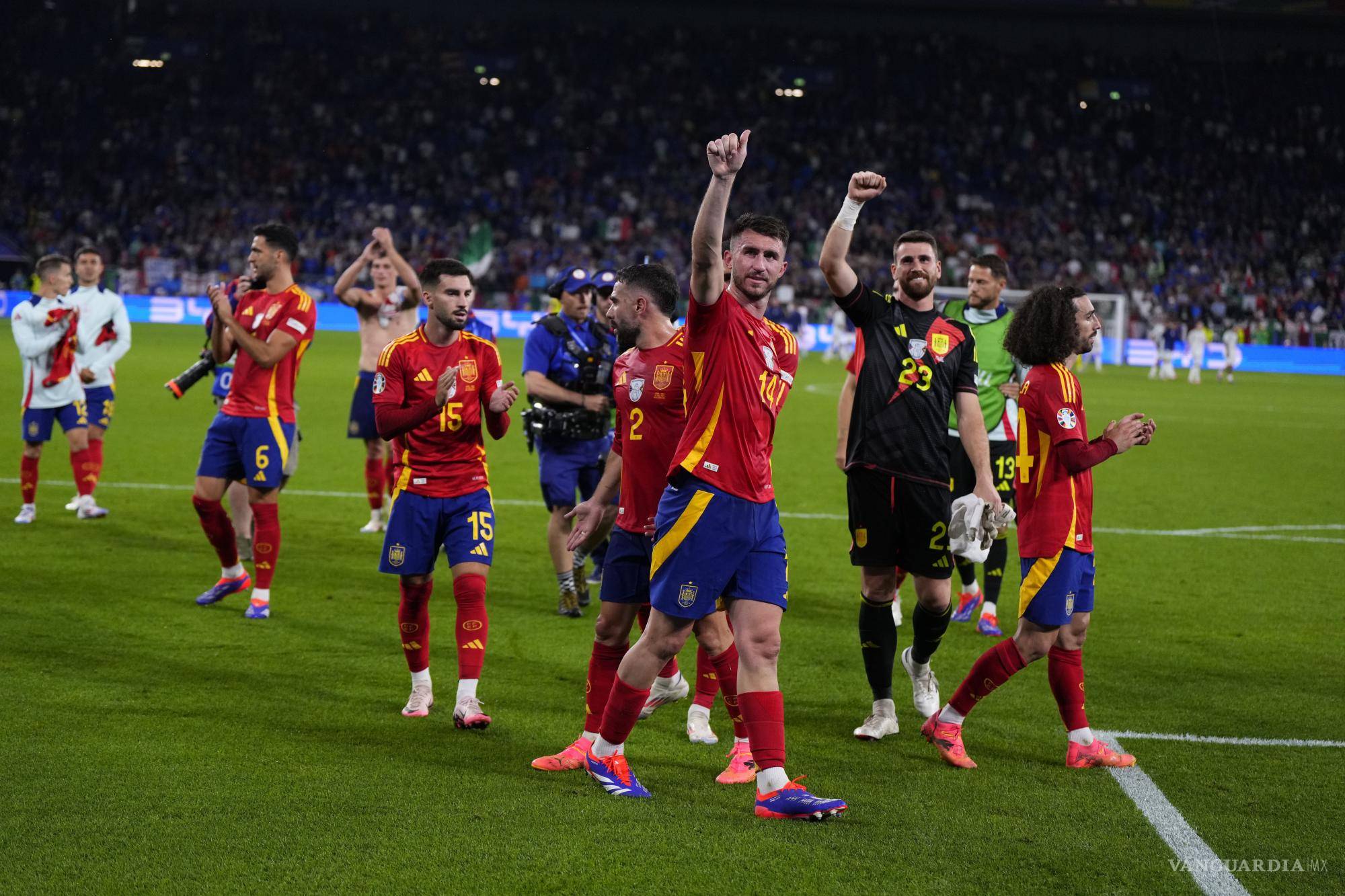 $!Un autogol a los 55 minutos por parte del italiano Riccardo Calafiori le dio la victoria a la Roja en el primer enfrentamiento de pesos pesados en el torneo.