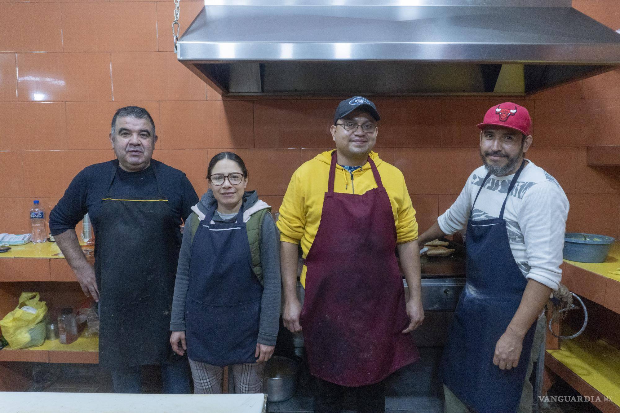 $!Gracias a su trabajo y sazón, tienen más de 32 años preparando deliciosas tortas.