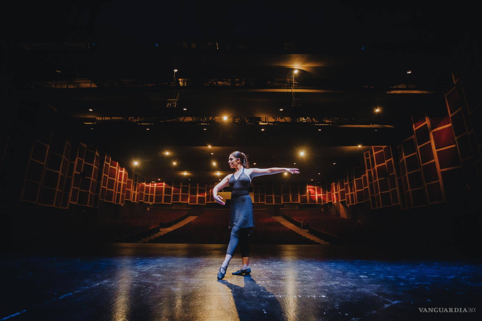 $!Maribel Lugo va más allá de la danza, cuenta con publicaciones en temas relacionados con la Psicología del Desarrollo, Violencia, Discapacidad, Psicoballet, entre otros.