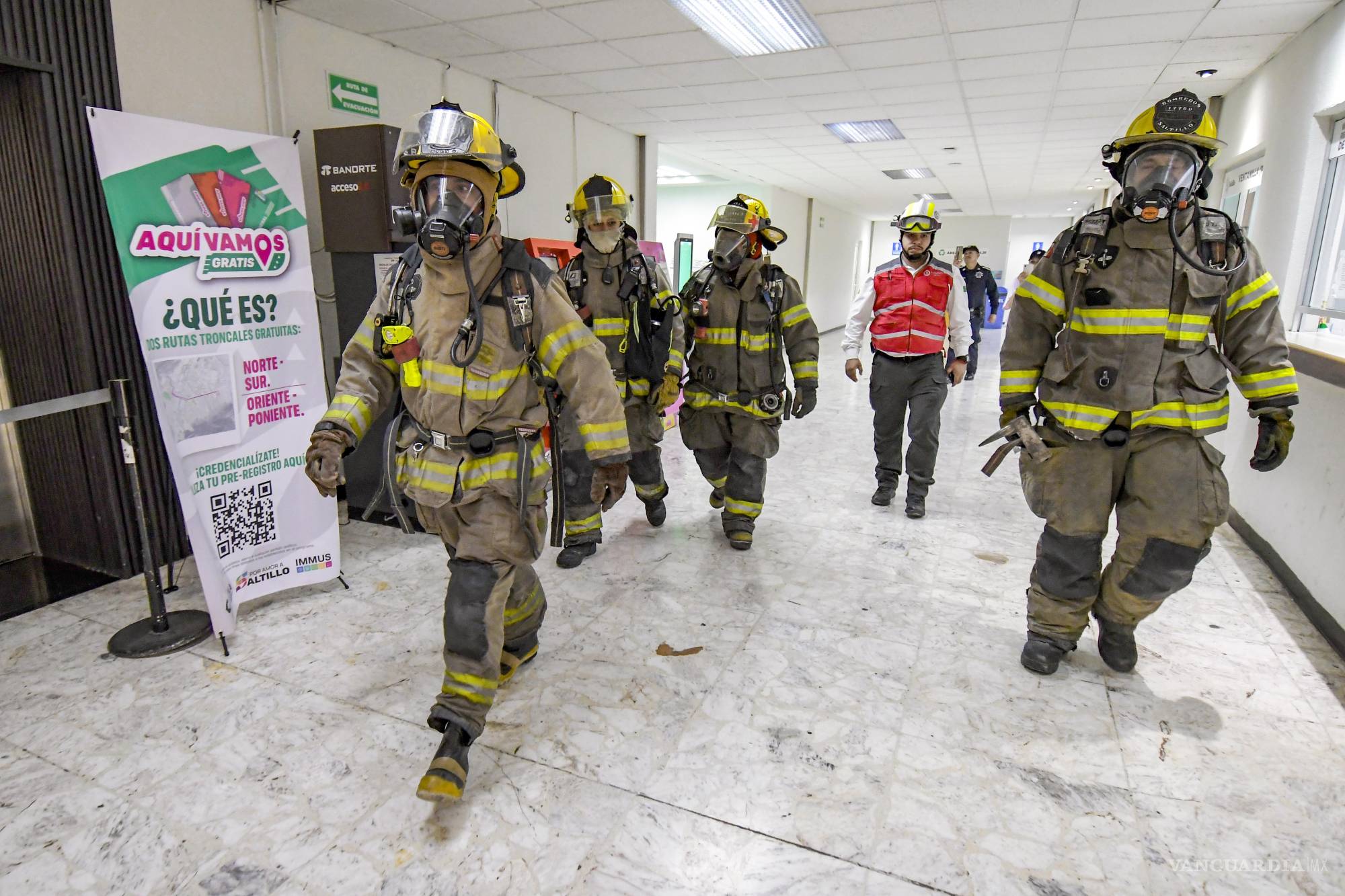$!imulacros en la Presidencia Municipal y otros edificios en conmemoración del Plan Nacional de protección Civil y el 40 aniversario del Terremoto del 85.