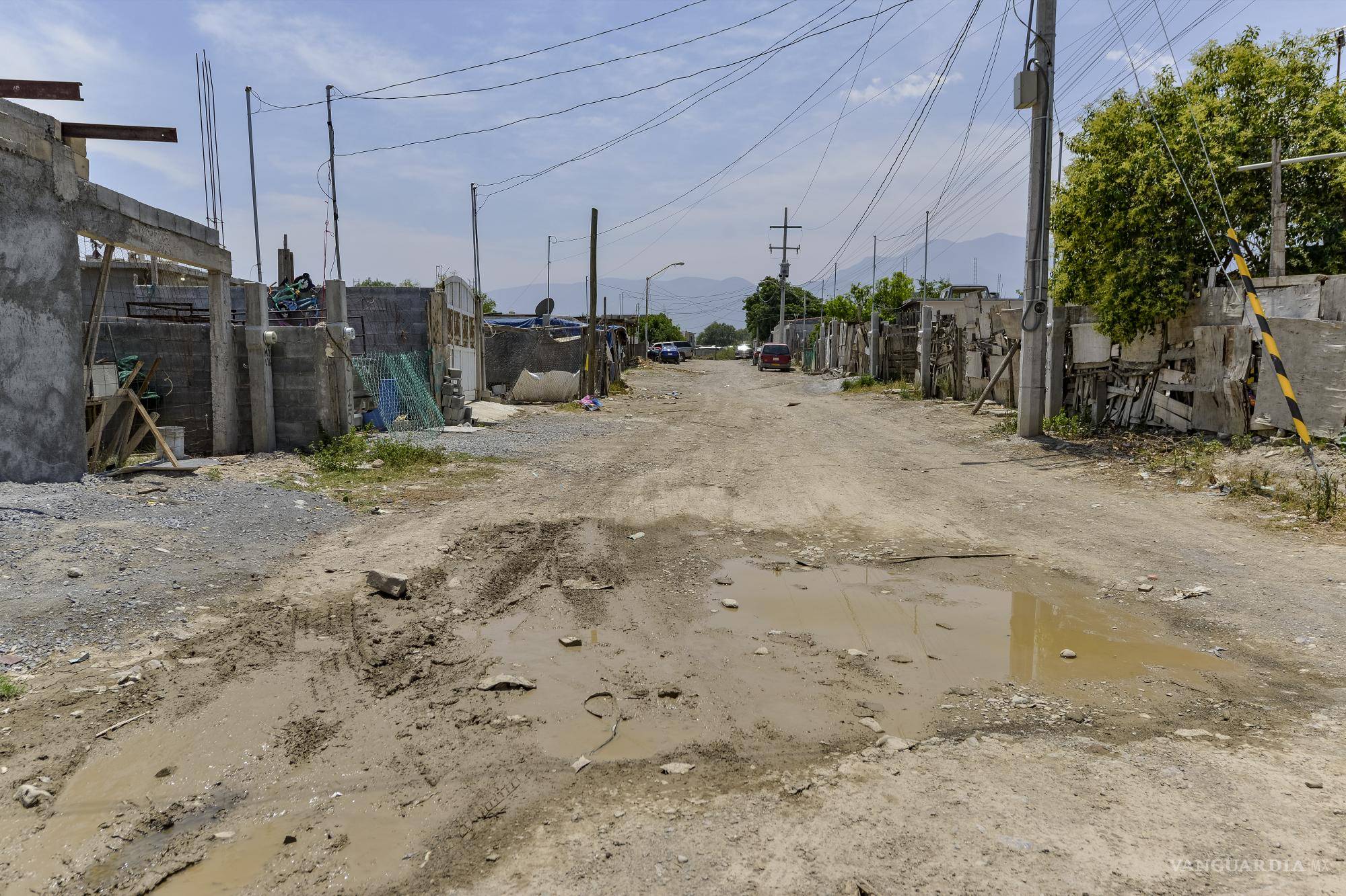 $!Las calles de la colonia Nueva Esperanza, aún con muchas carencias.