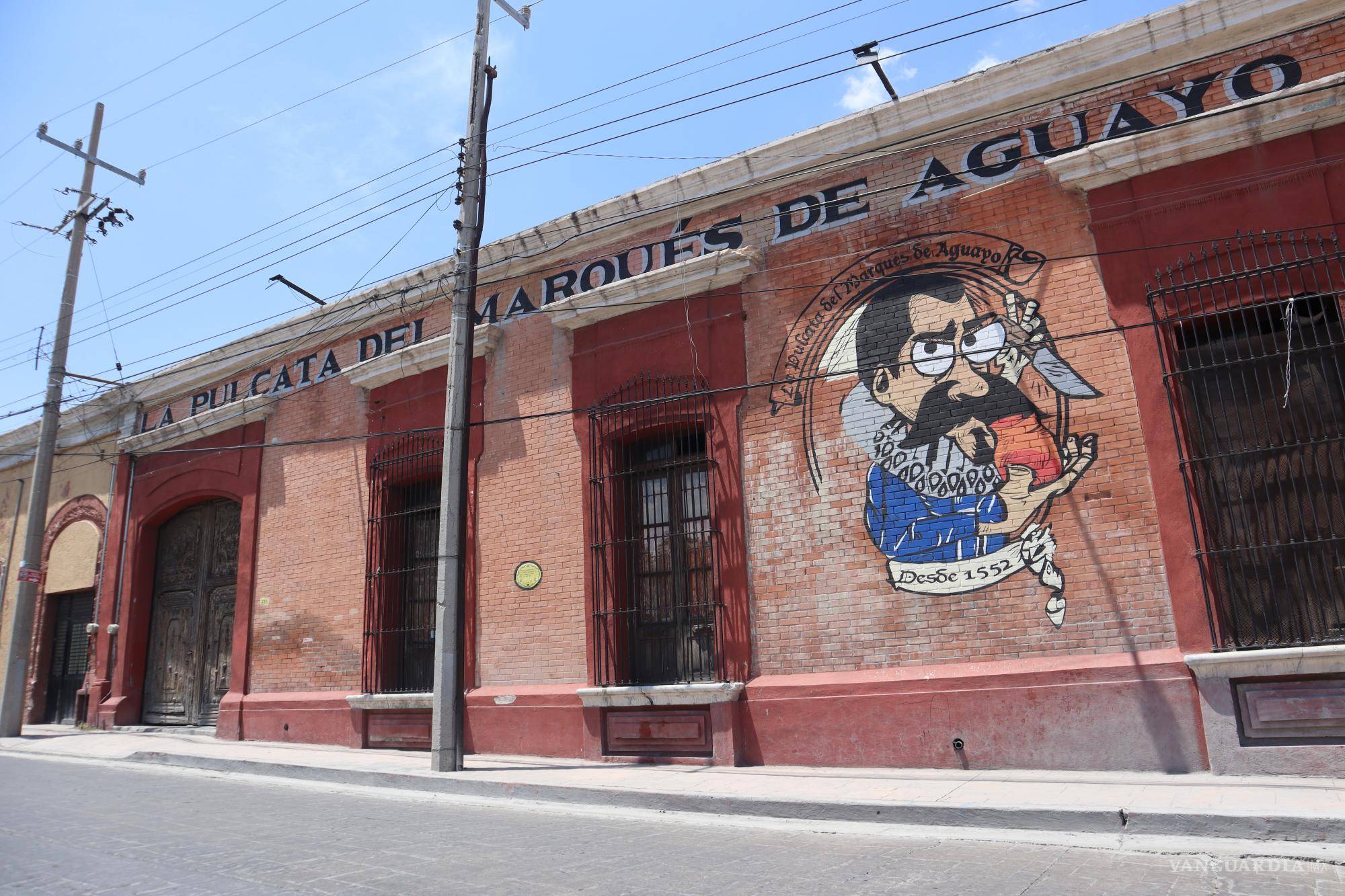$!Las primeras edificaciones de la ciudad se concentraron alrededor de la Plaza de Armas, como el bar La Pulcata del Marqués de Aguayo.