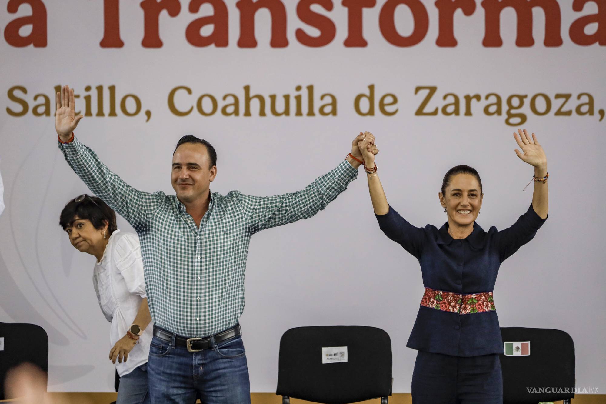 $!Domingo 7 de sep La presidenta Claudia Sheinbaum visitó Saltillo como parte de su gira “La Transformación Avanza”, durante la cual presenta un informe detallado de su gobierno en cada estado. Foto Omar Saucedo