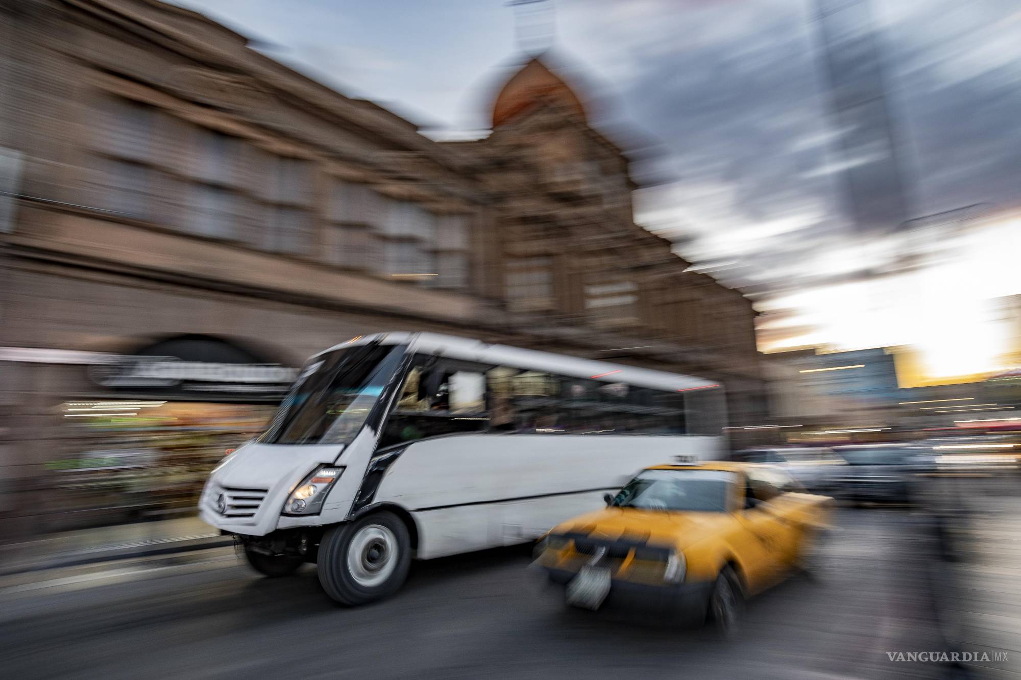 $!Entre autos, distancia y falta de transporte público: los retos para acceder a la cultura en Saltillo