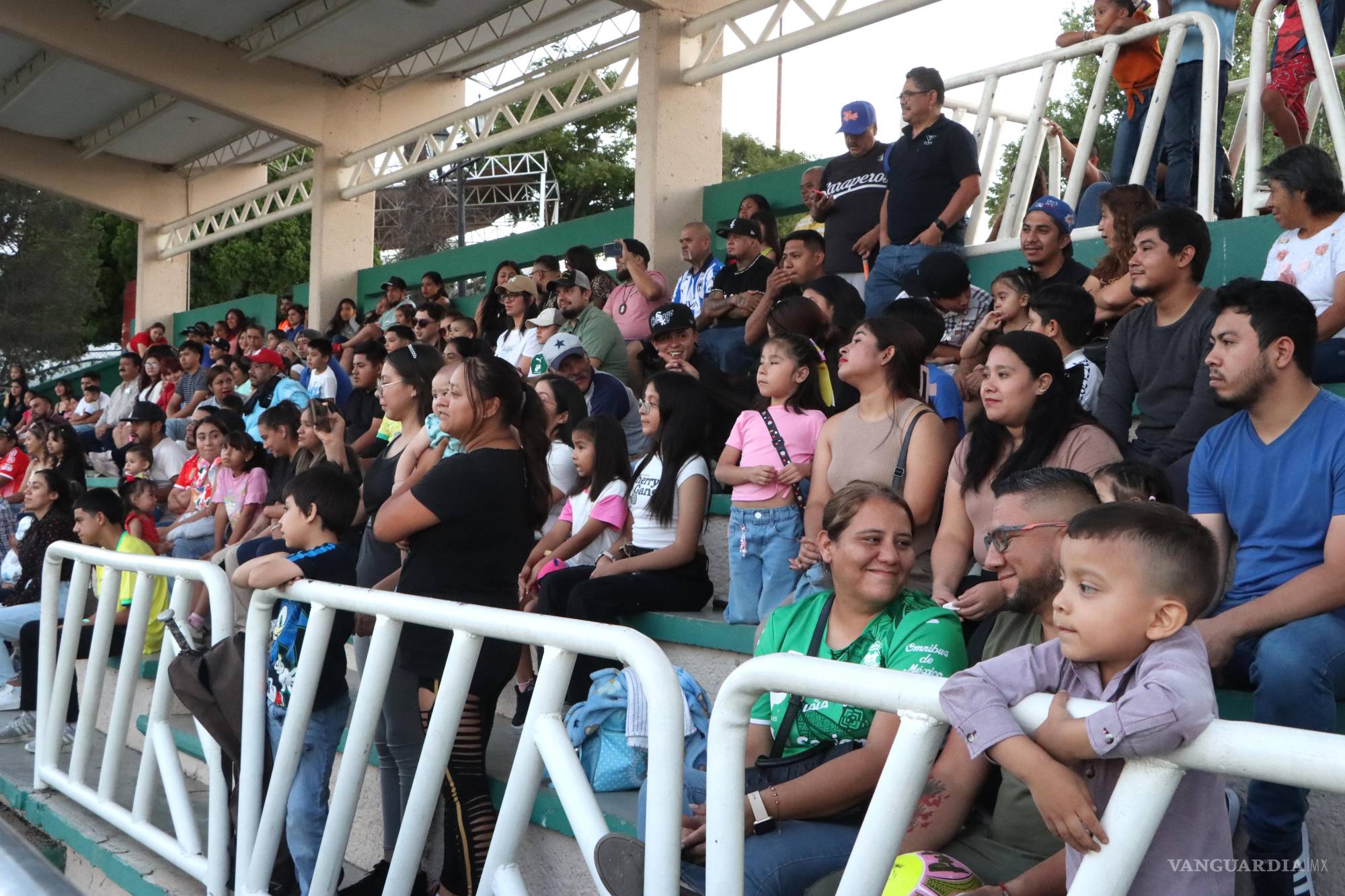 Arranca Tupy Saltillo Torneos Deportivos 2025 con futbol, basquetbol y softbol