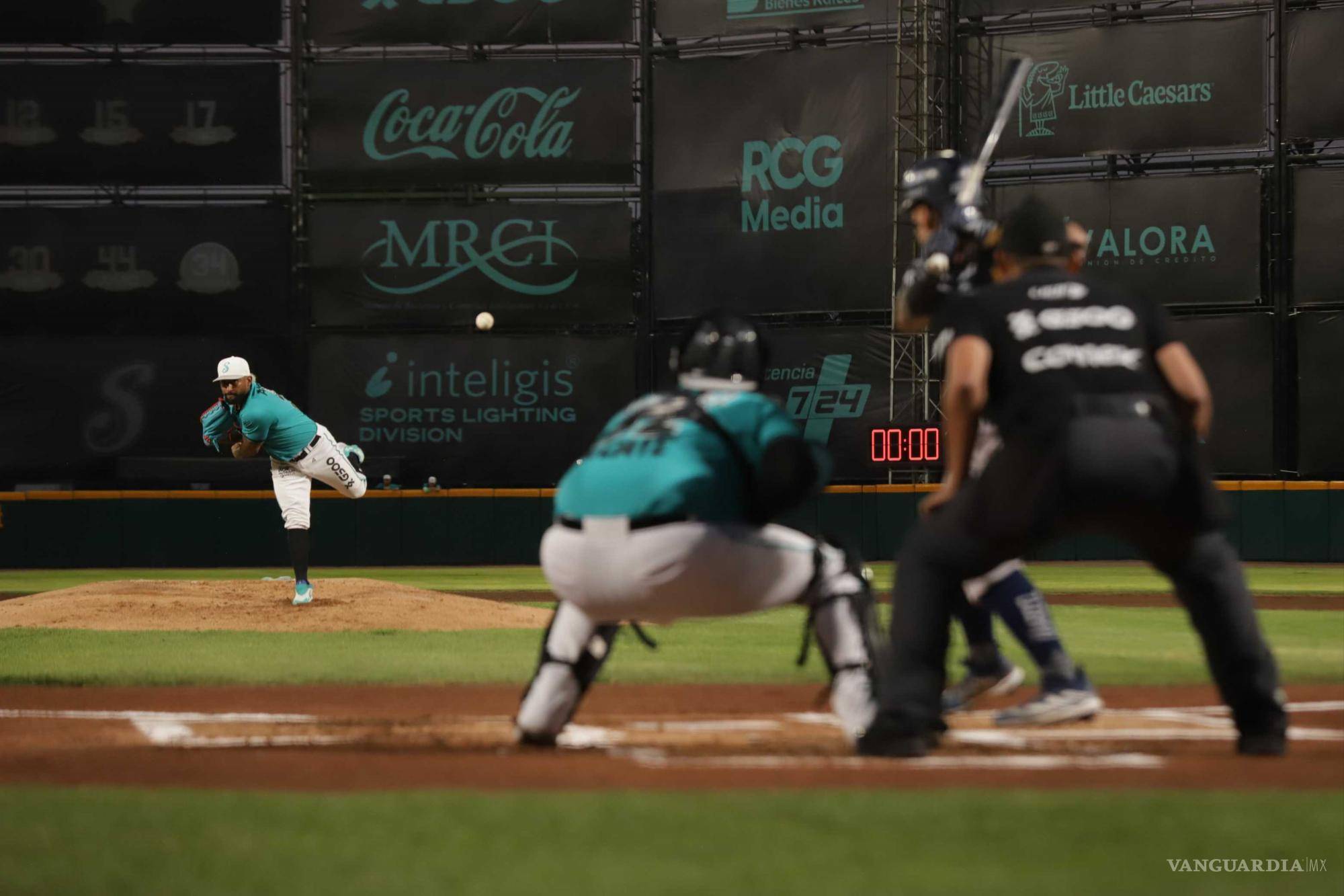 $!Los Sultanes juegan ‘solos’ en ‘El Madero’; blanquean a Saraperos 10-0