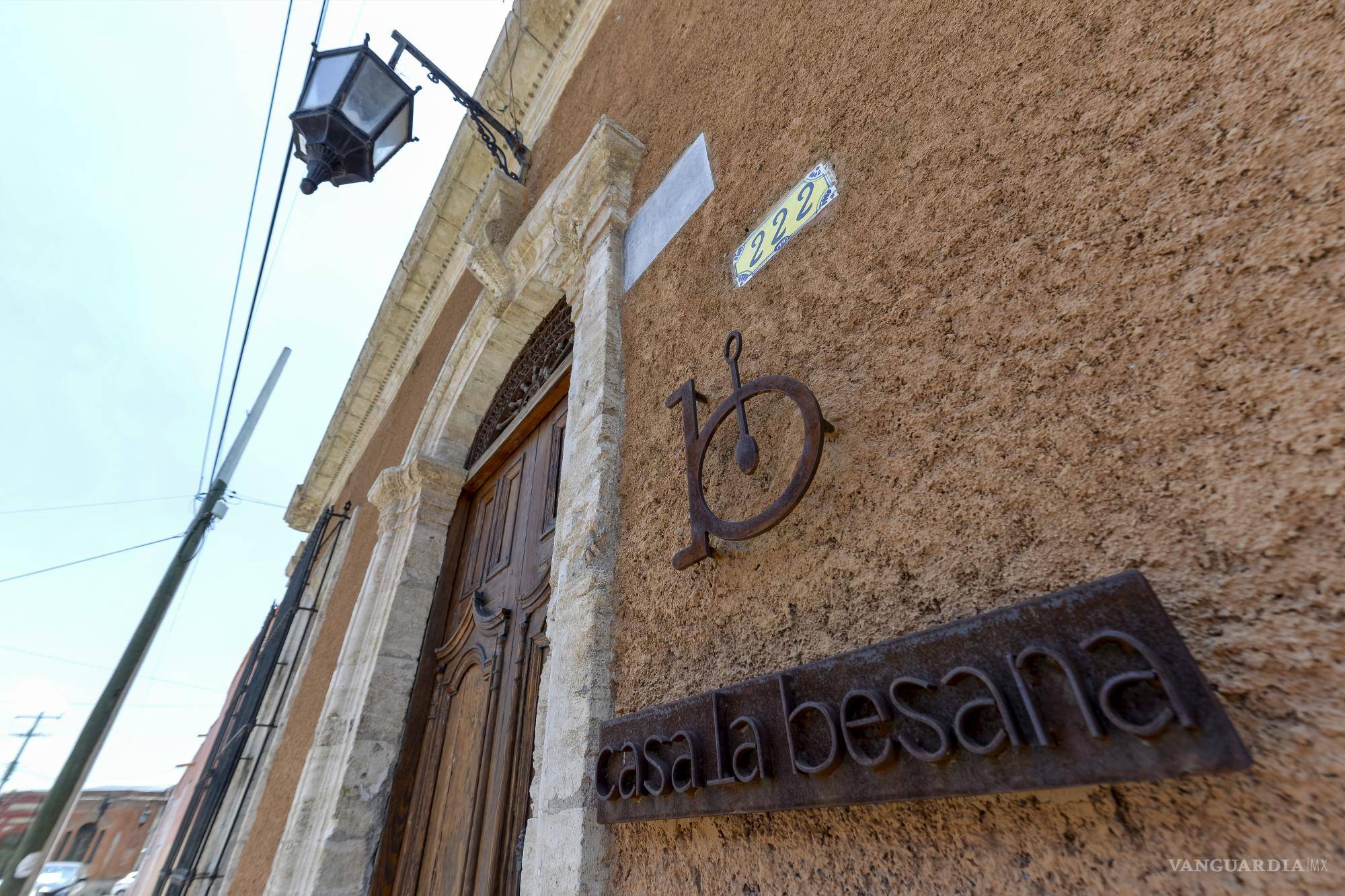 $!La Besana, además de su foro, cuenta con una galería, un área para talleres, una cafetería y una biblioteca.