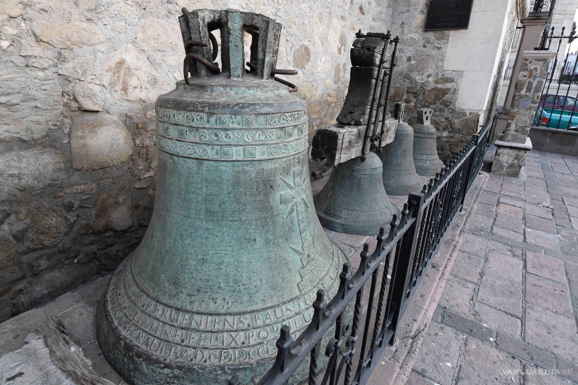 $!El día en que se desplomó la campana de la Catedral de Saltillo