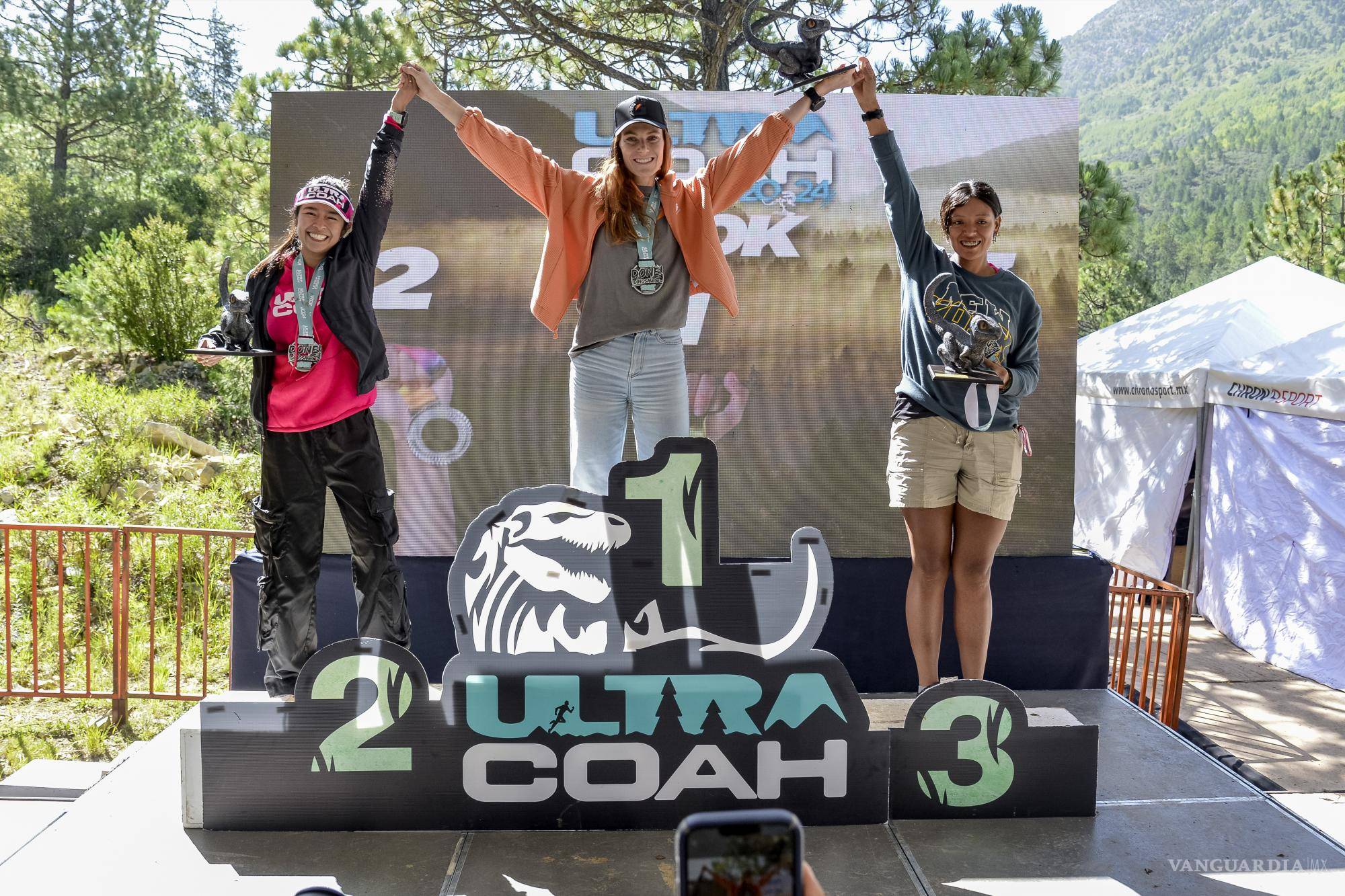 $!Sofia Berwig, Iris Sedano y Beatriz Rivera se subieron al podio, destacando su fuerza y determinación en la categoría femenina de 100K.