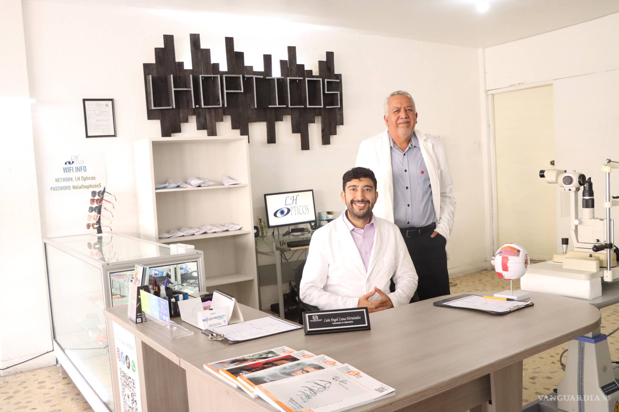 Optometría vs. oftalmología: diferencias, funciones y cuándo acudir a cada especialista 