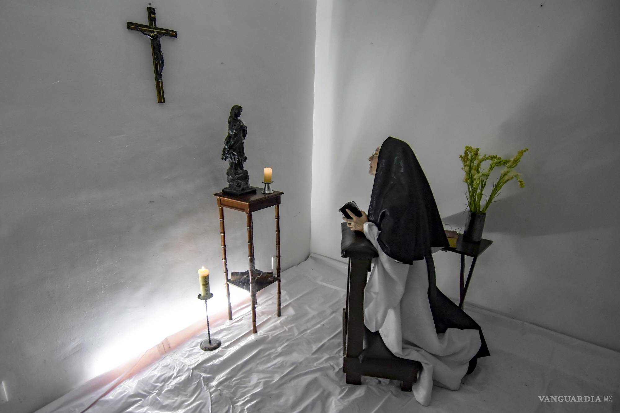 $!Un espectador, un personaje: ‘Ausencias’ la íntima obra de teatro que se estrena en Saltillo