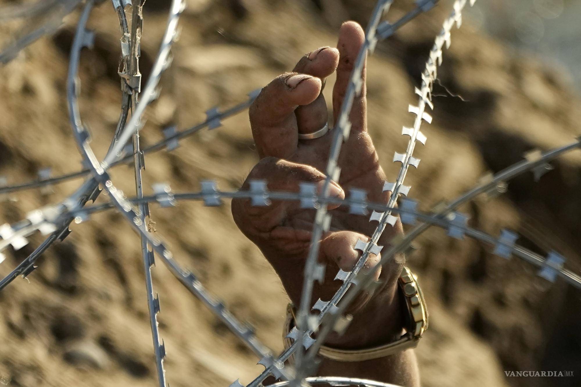 $!En el último tramo antes de llegar a Estados Unidos, deben hacerle frente a los alambres de púas.