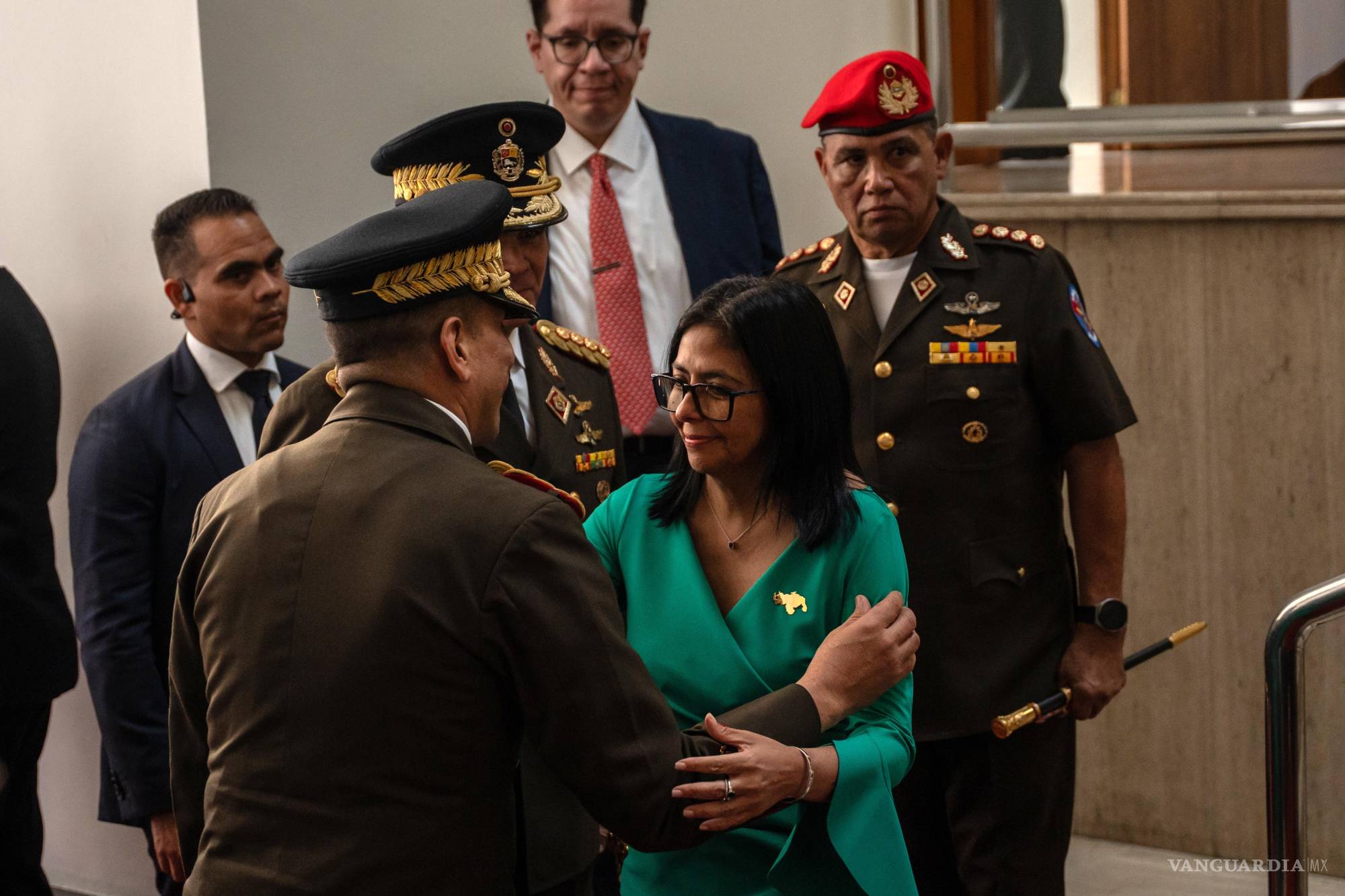 $!Delcy Rodríguez, presidenta interina de Venezuela, antes de su juramentación en Caracas, Venezuela.
