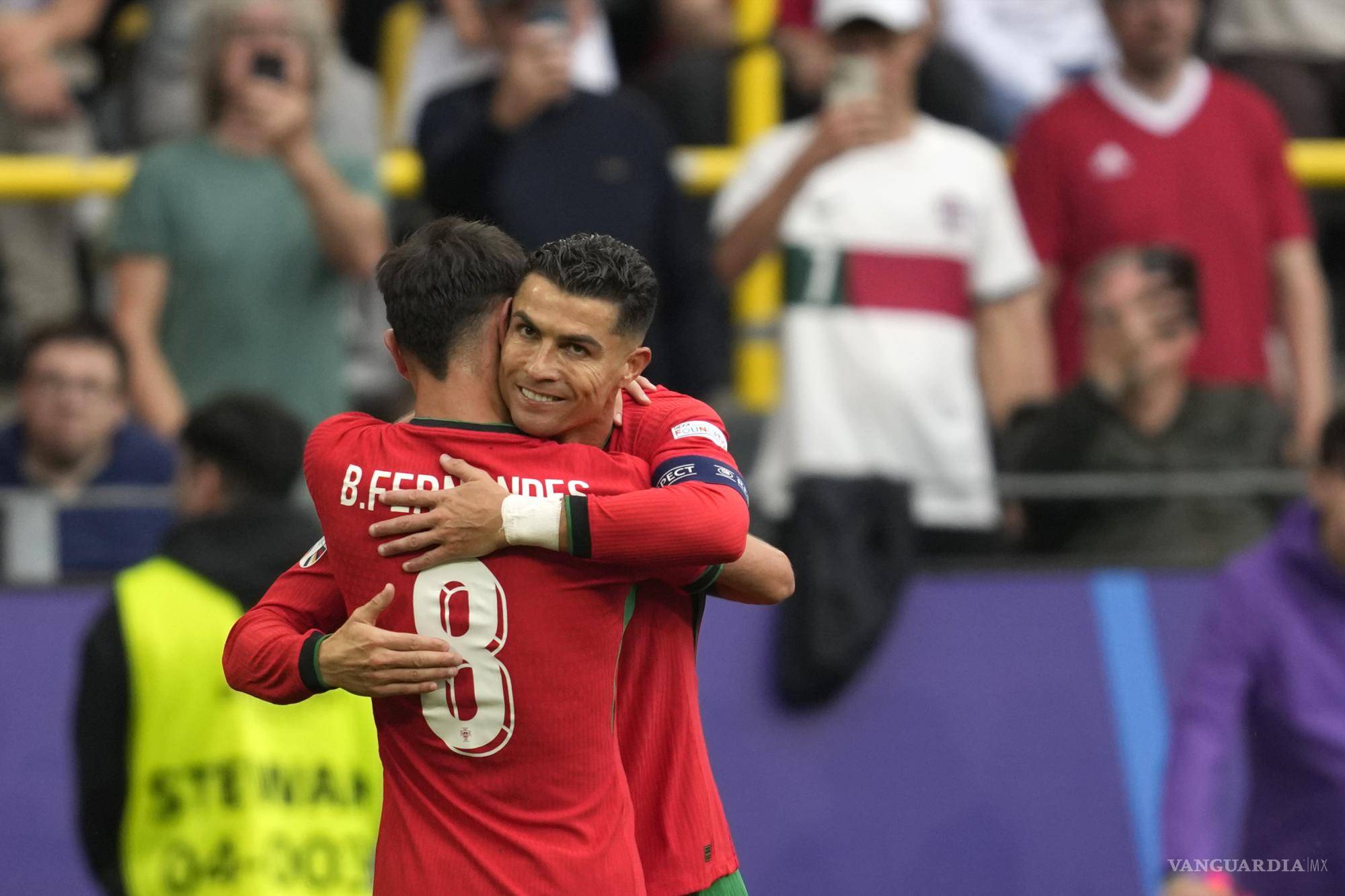 $!Cristiano, uno de los jugadores más reconocidos y queridos del mundo, fue el centro de atención de Westfalenstadion.