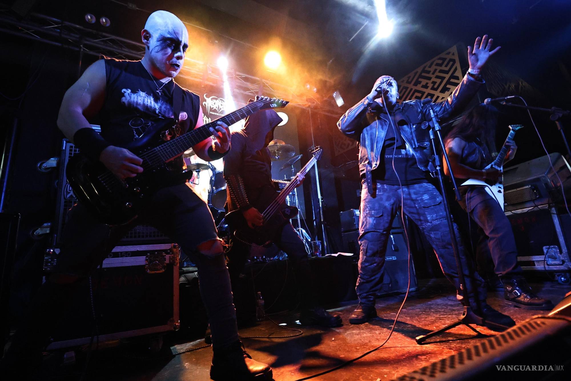 $!El Bar Loop celebró el Calavera Metal Fest con la participación de varias bandas del género.