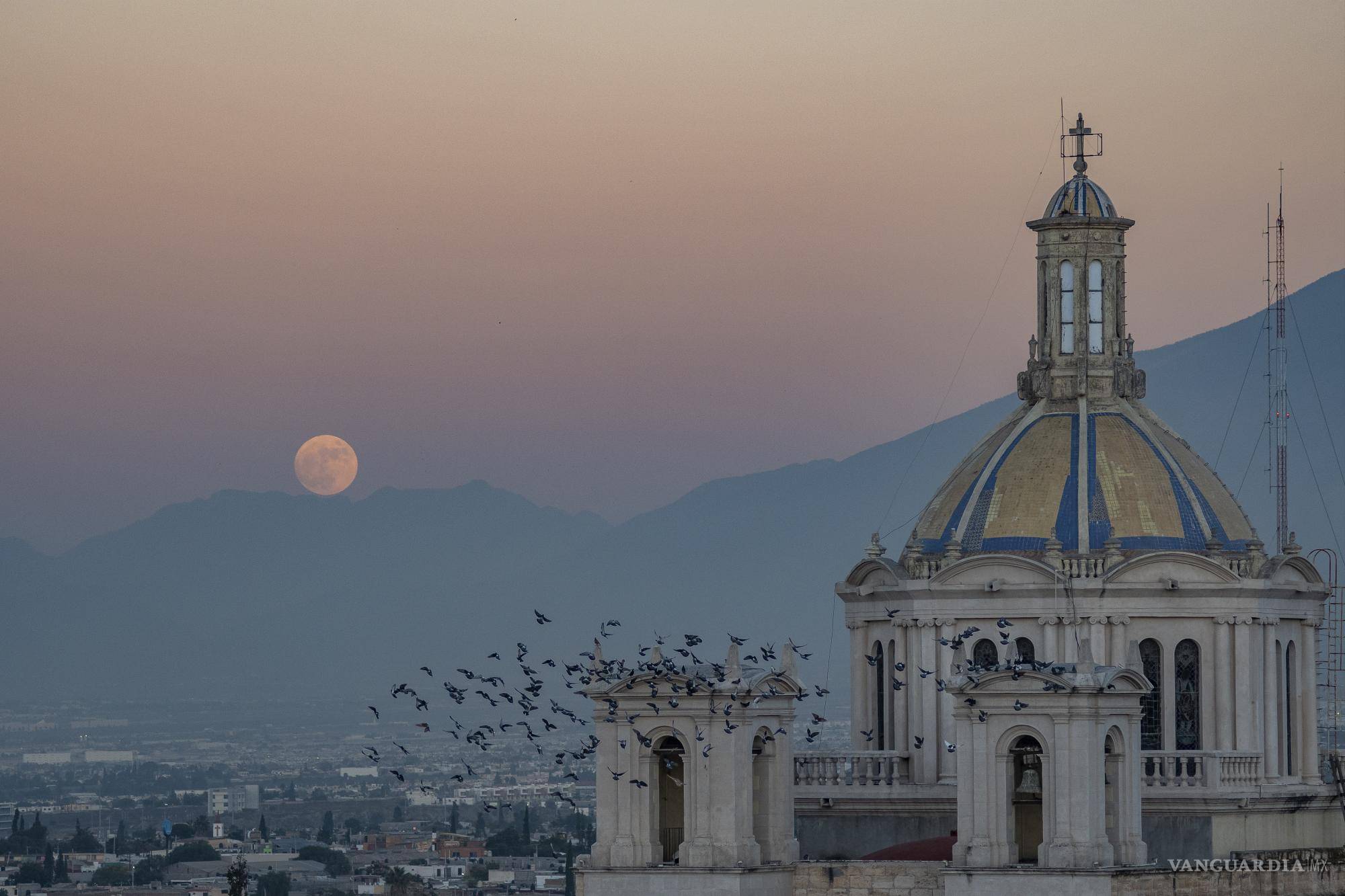 $!Este mirador ofrece una bella vista panorámica del Centro, específicamente de la cúpula de la iglesia de San Juan Nepomuceno.